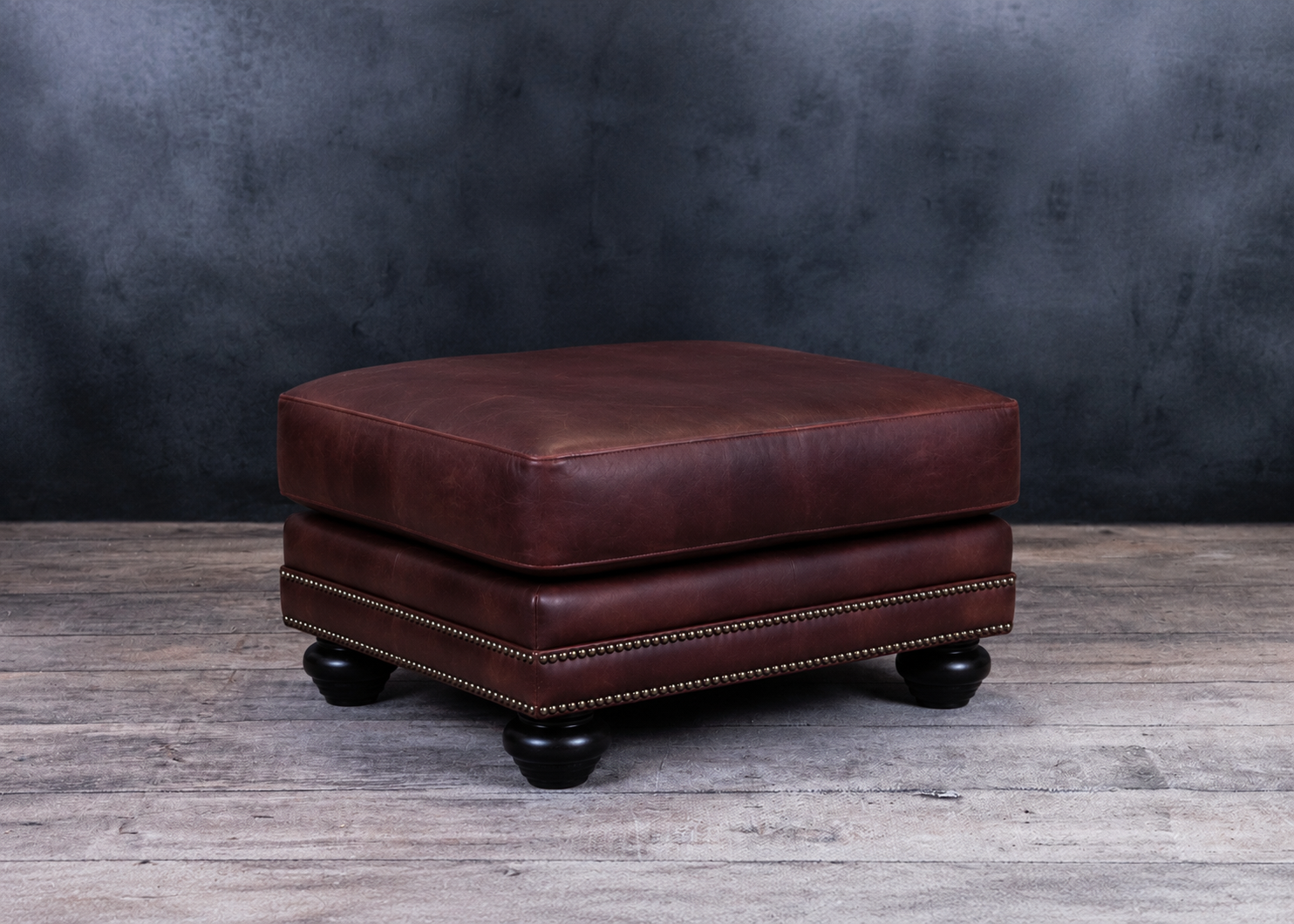 AFICIONADO OTTOMAN