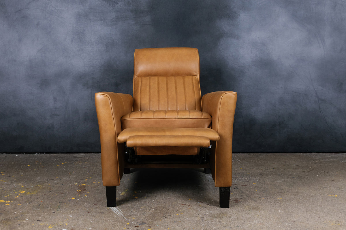 TENNESSEE LEATHER RECLINER CHAIR