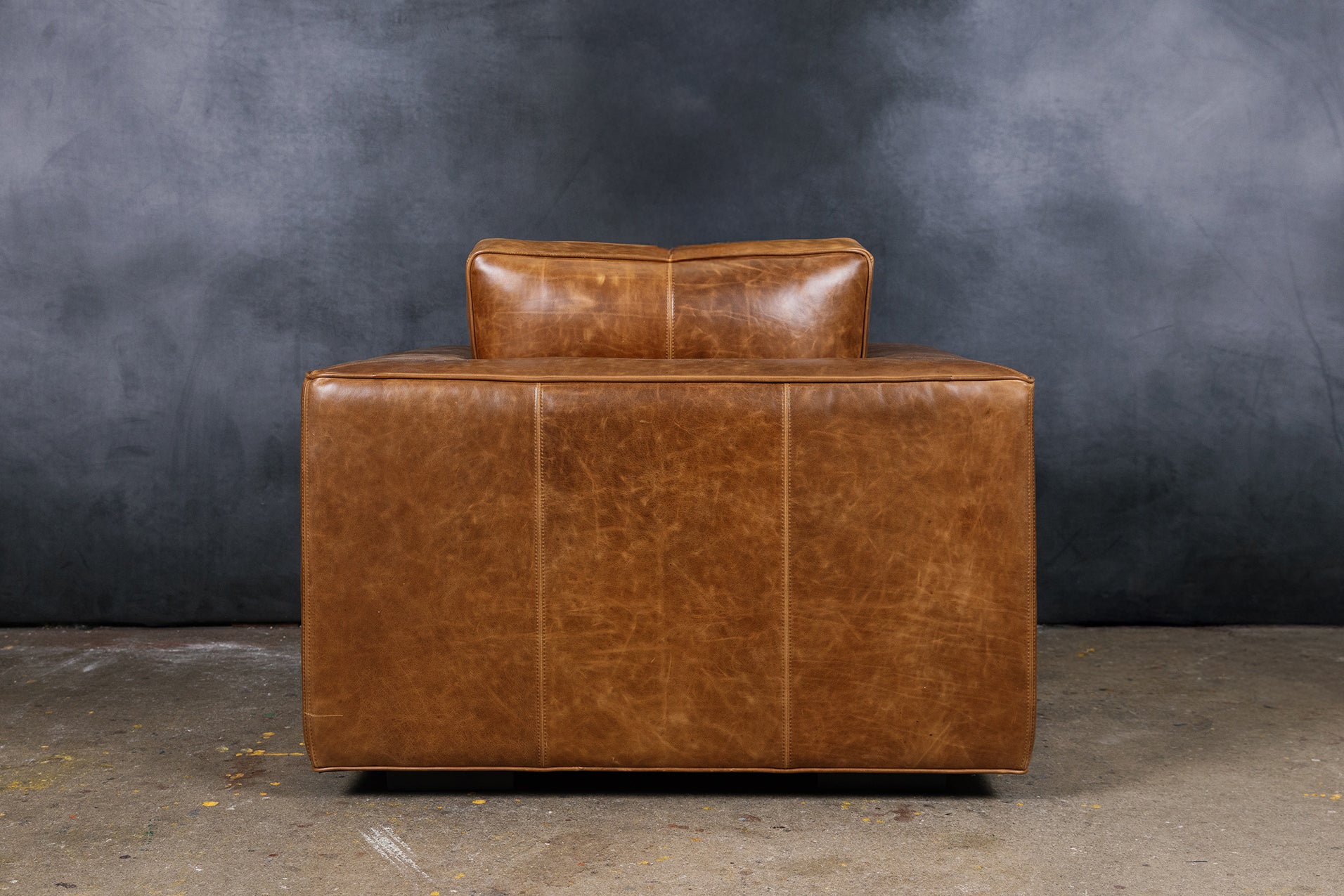 MADDEX LEATHER CHAIR