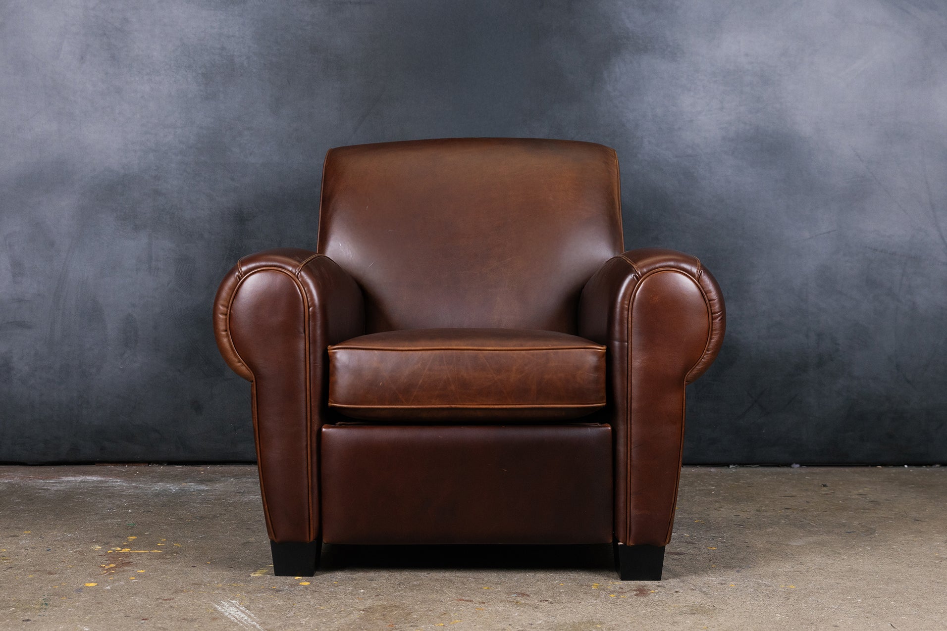 HENDRIX LEATHER RECLINER CHAIR