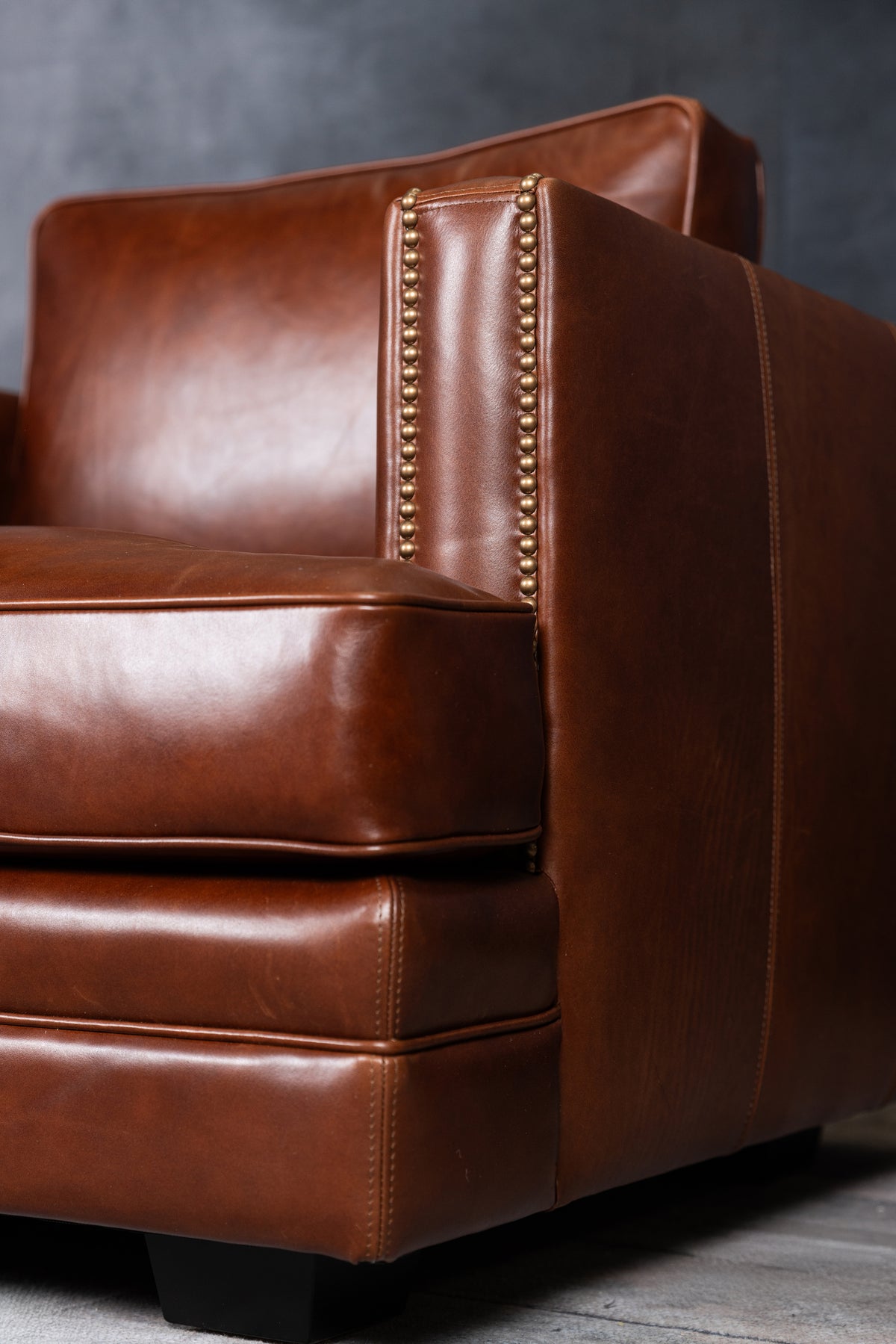 ARLINGTON LEATHER CHAIR