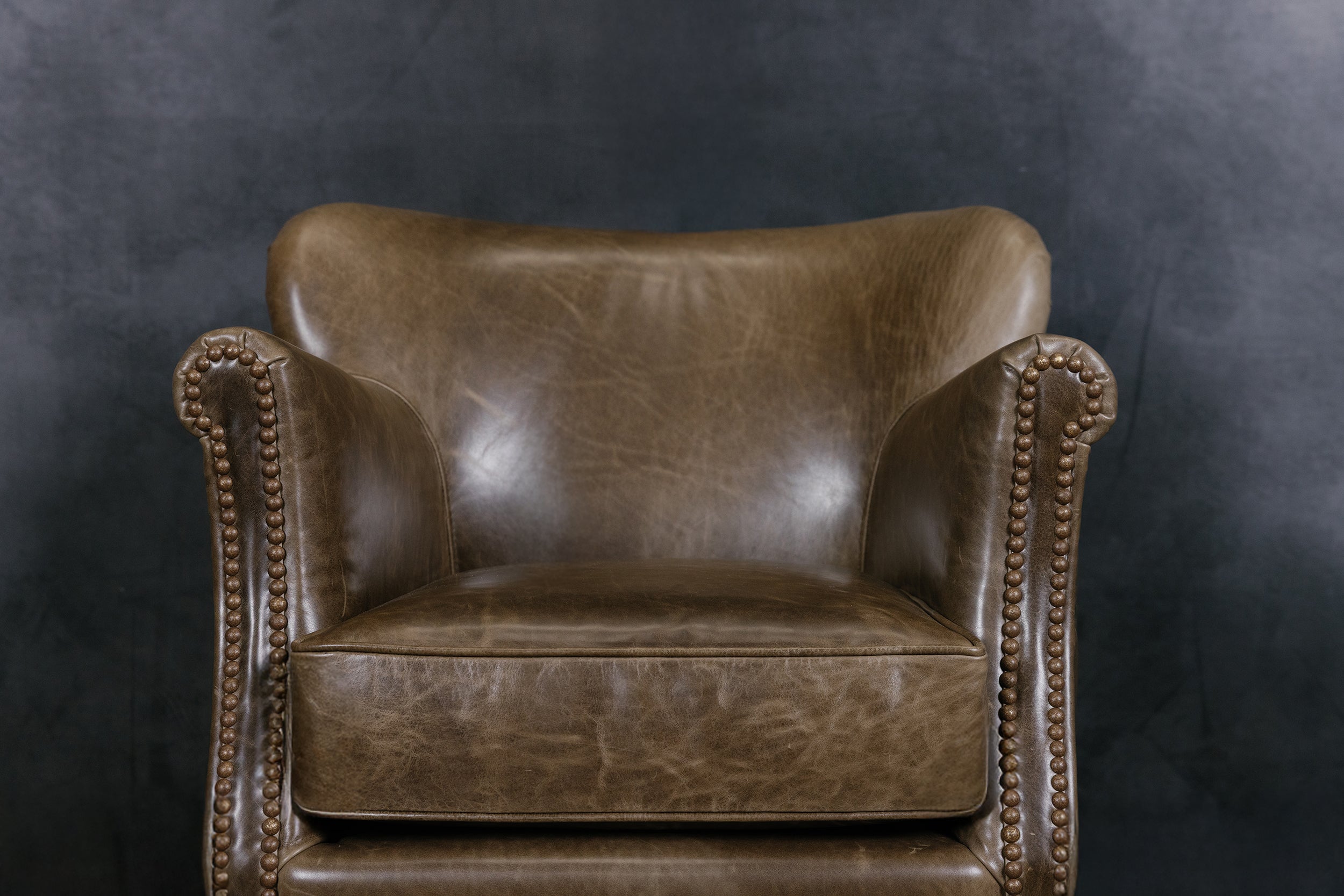 NAPOLEON LEATHER CHAIR