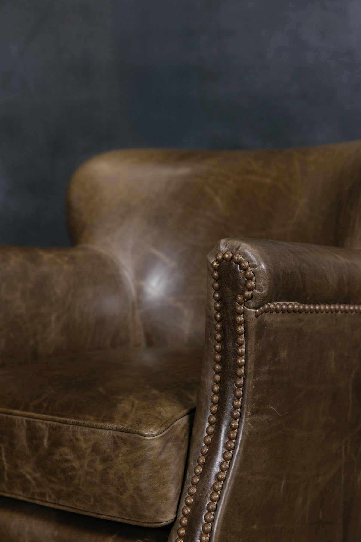 NAPOLEON LEATHER CHAIR
