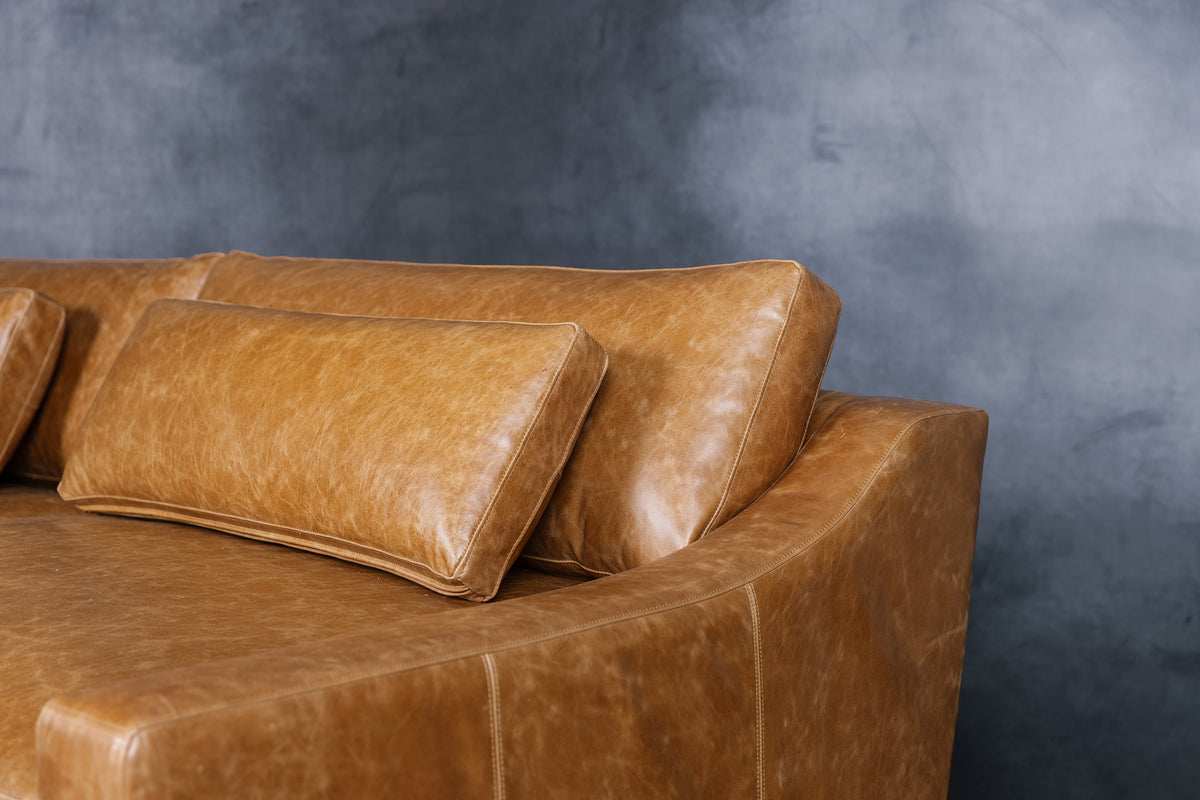 ITALIA SLOPE MODERN LEATHER SOFA
