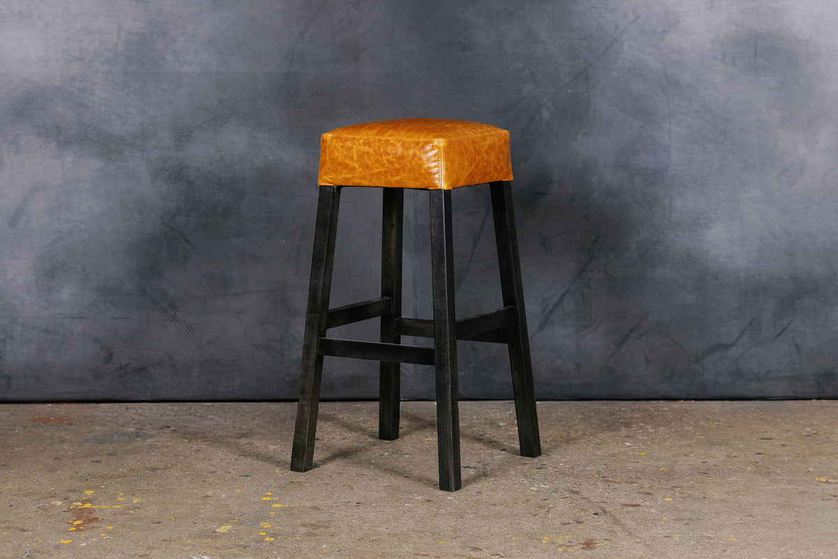 UTAH BAR STOOL