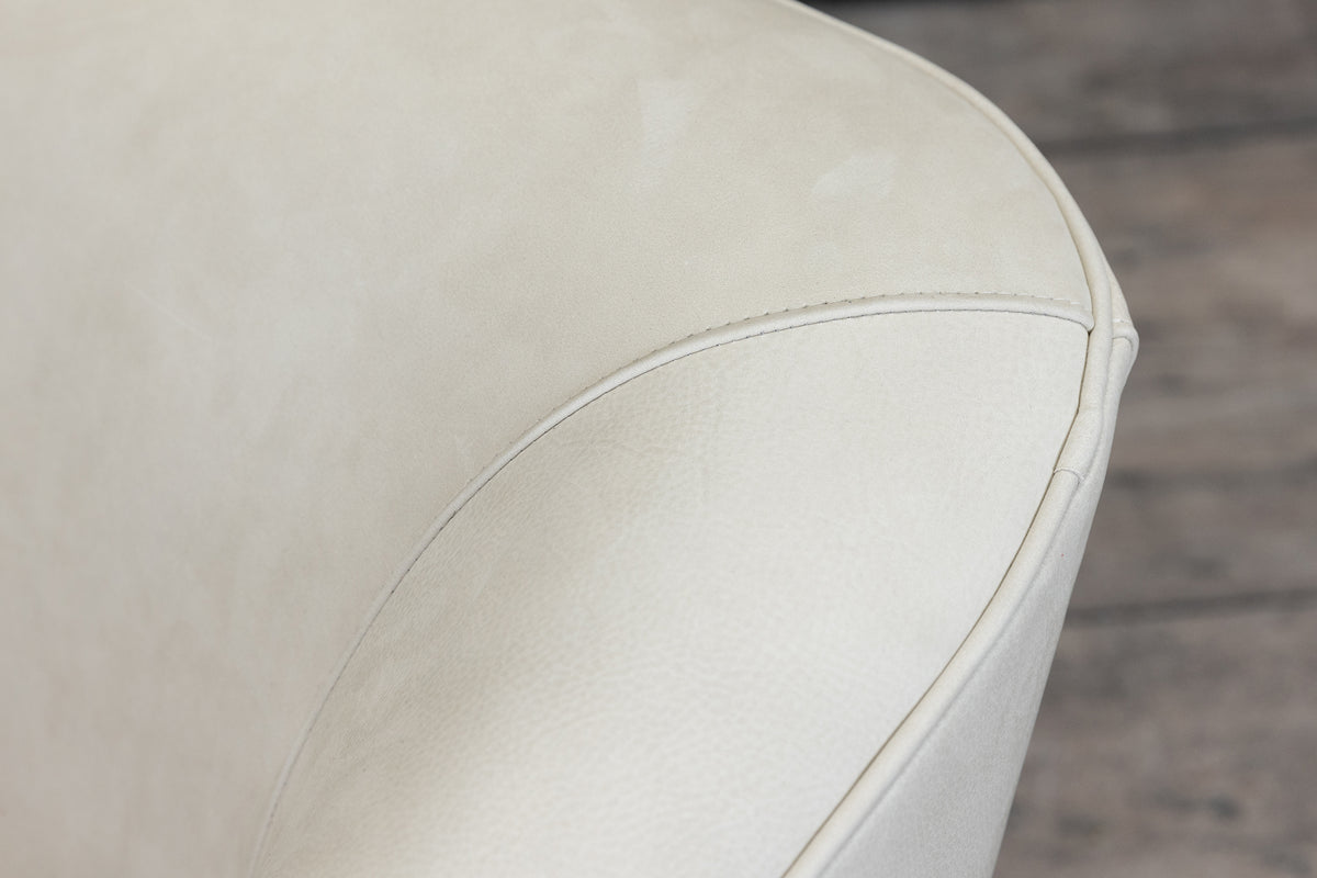 Alexander chair