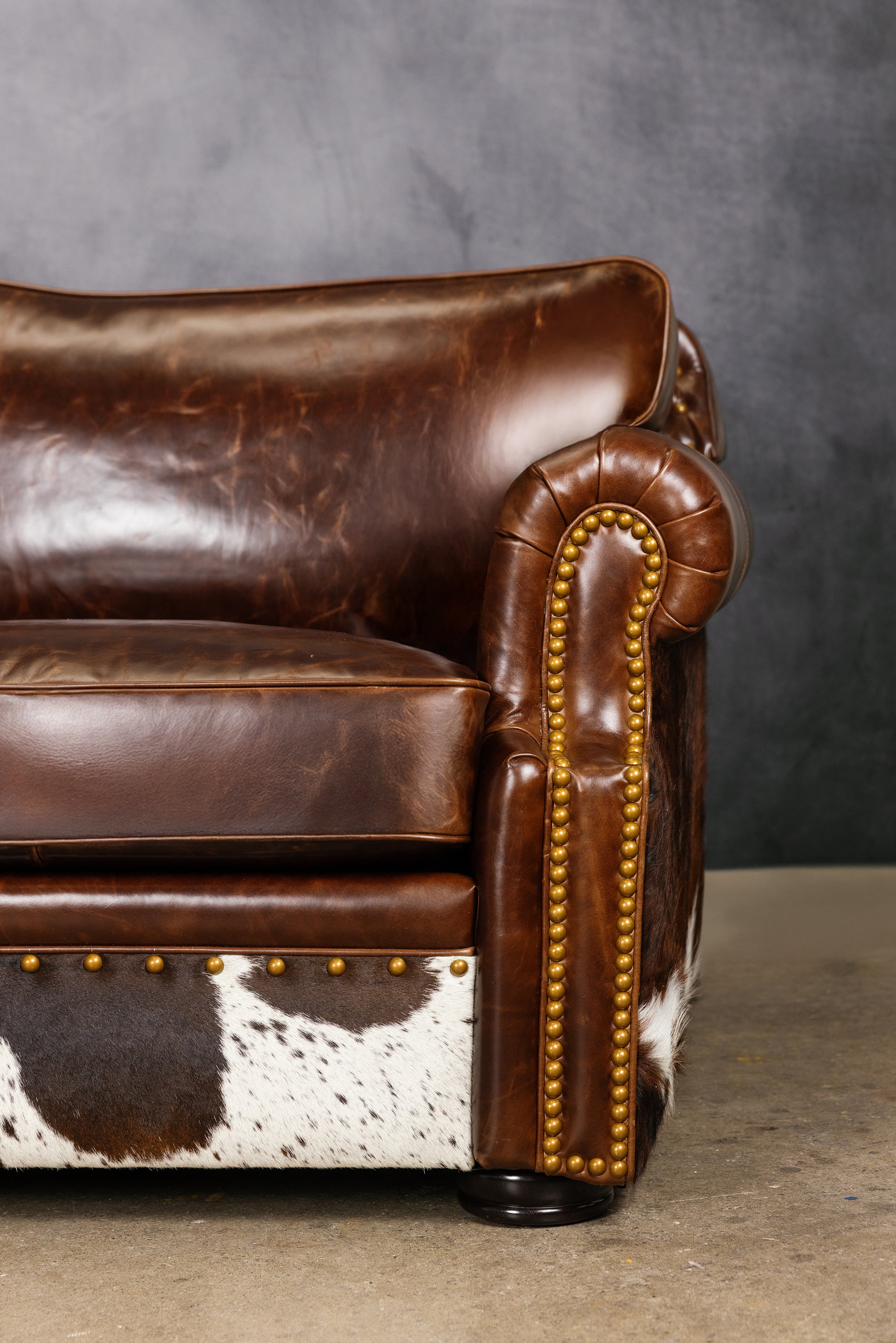 THE FRONTIER LEATHER SOFA