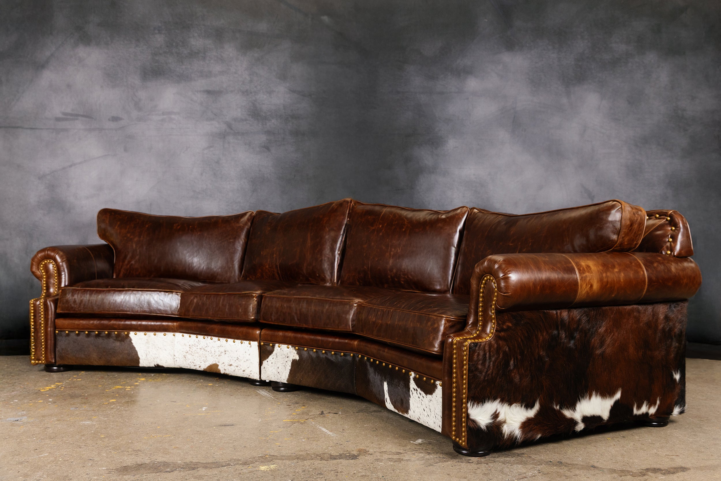THE FRONTIER LEATHER SOFA
