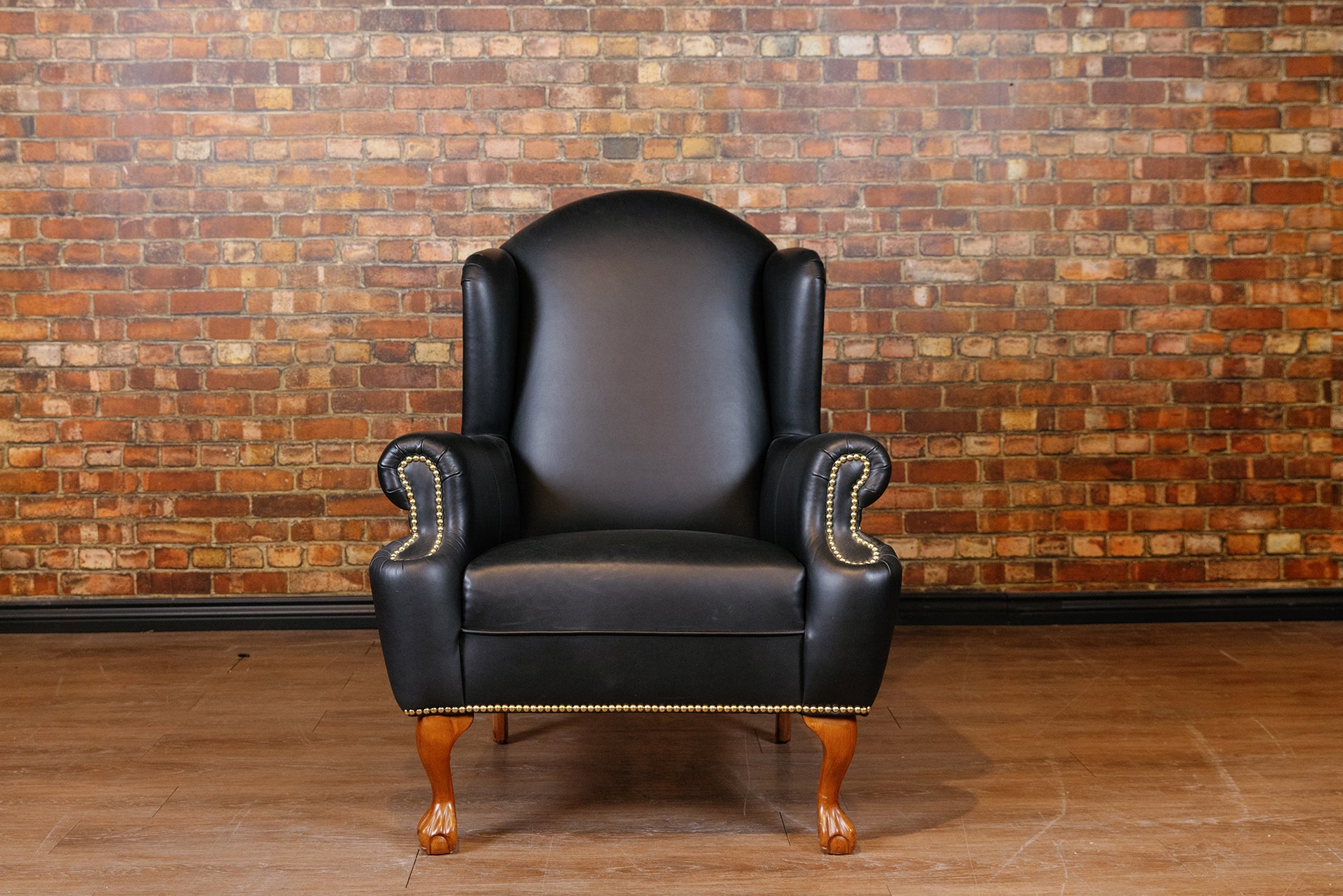 BLACK CLASSIC ROLL ARM CHAIR AS IS