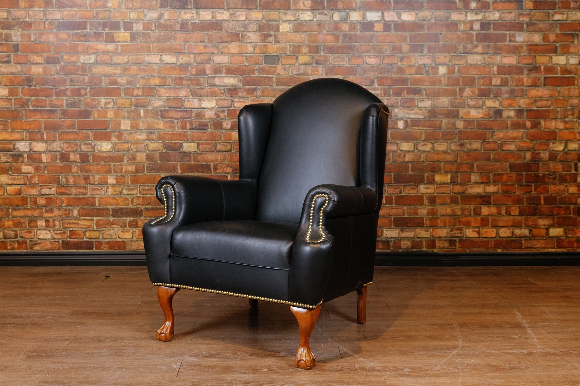 BLACK CLASSIC ROLL ARM CHAIR AS IS