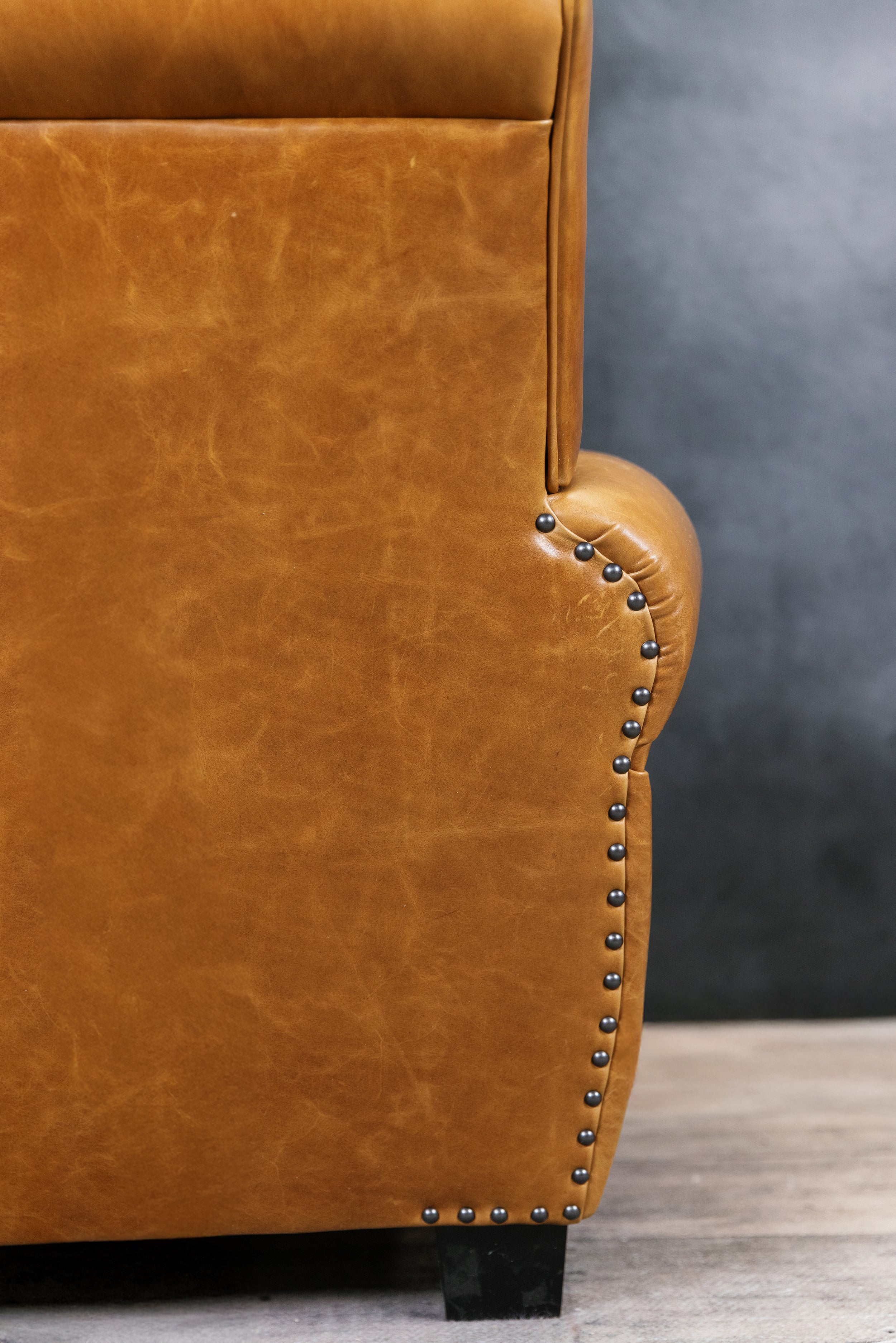 THE GATSBY LEATHER CHAIR