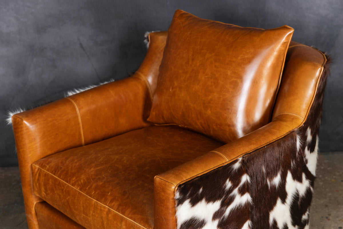 The Yellowstone Swivel Chair - Praline