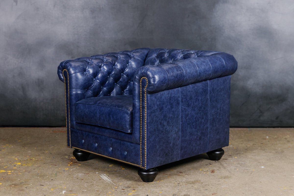 OXFORD LEATHER TUFTED CHAIR