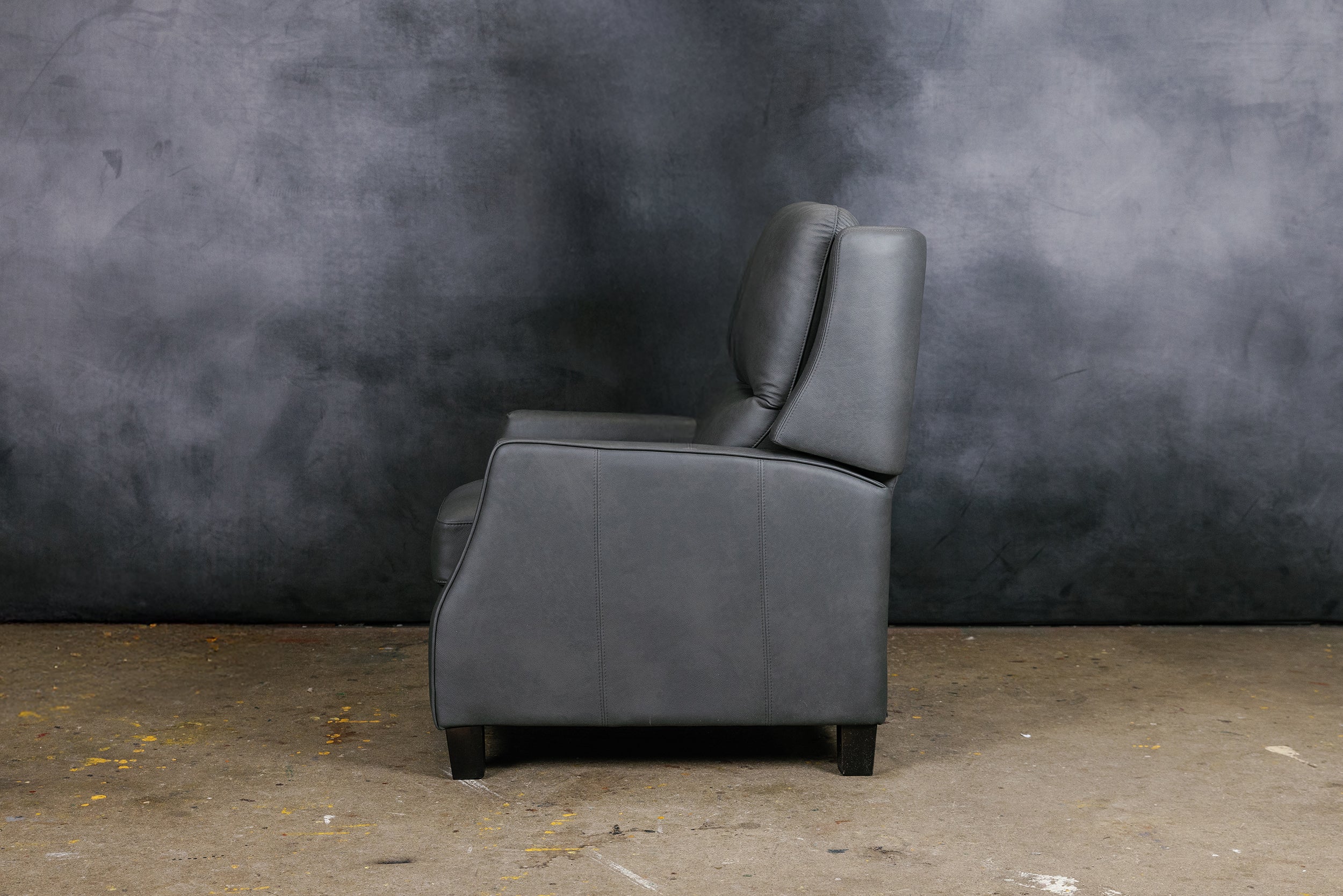 COUNTRY CLUB RECLINER CHAIR