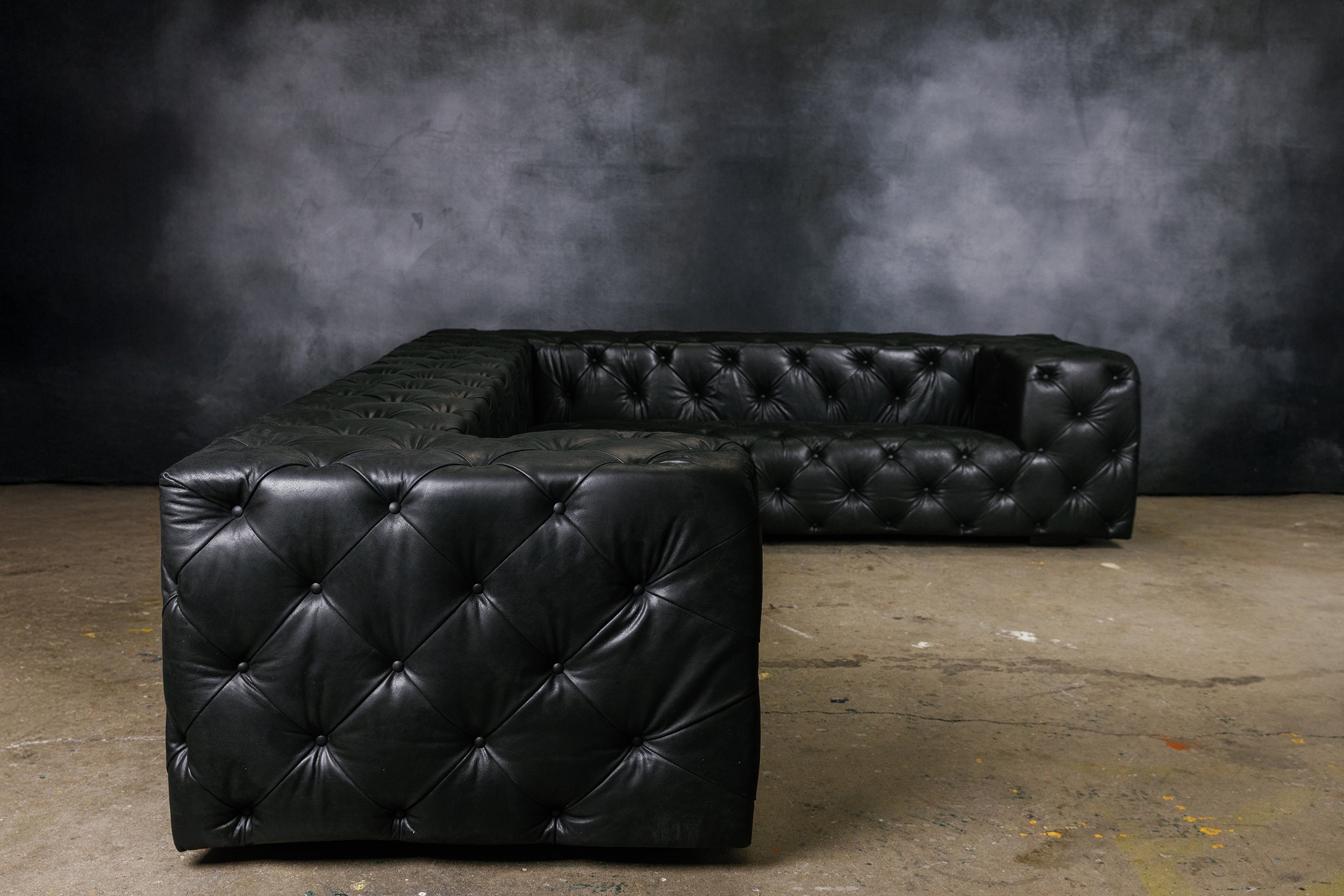 ROYALSOHO DECADENCE LEATHER SECTIONAL