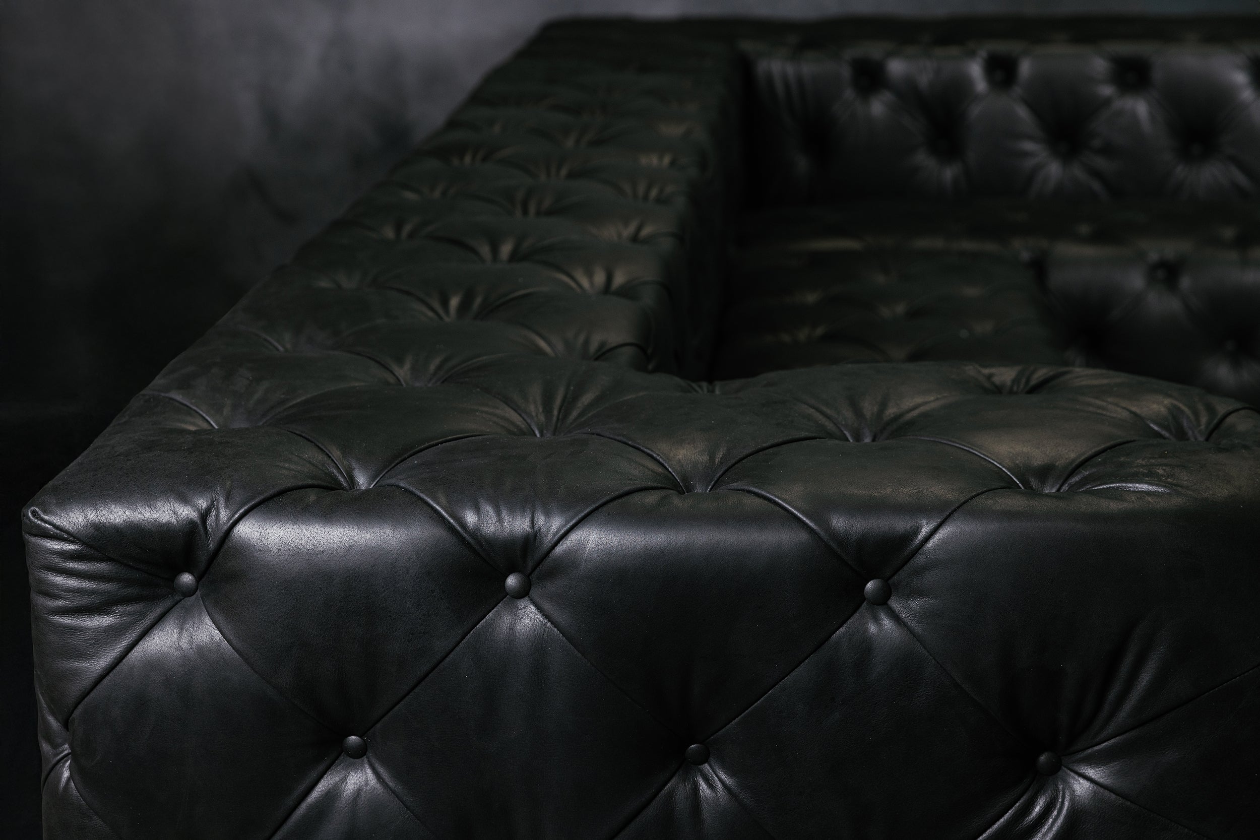 ROYALSOHO DECADENCE LEATHER SECTIONAL