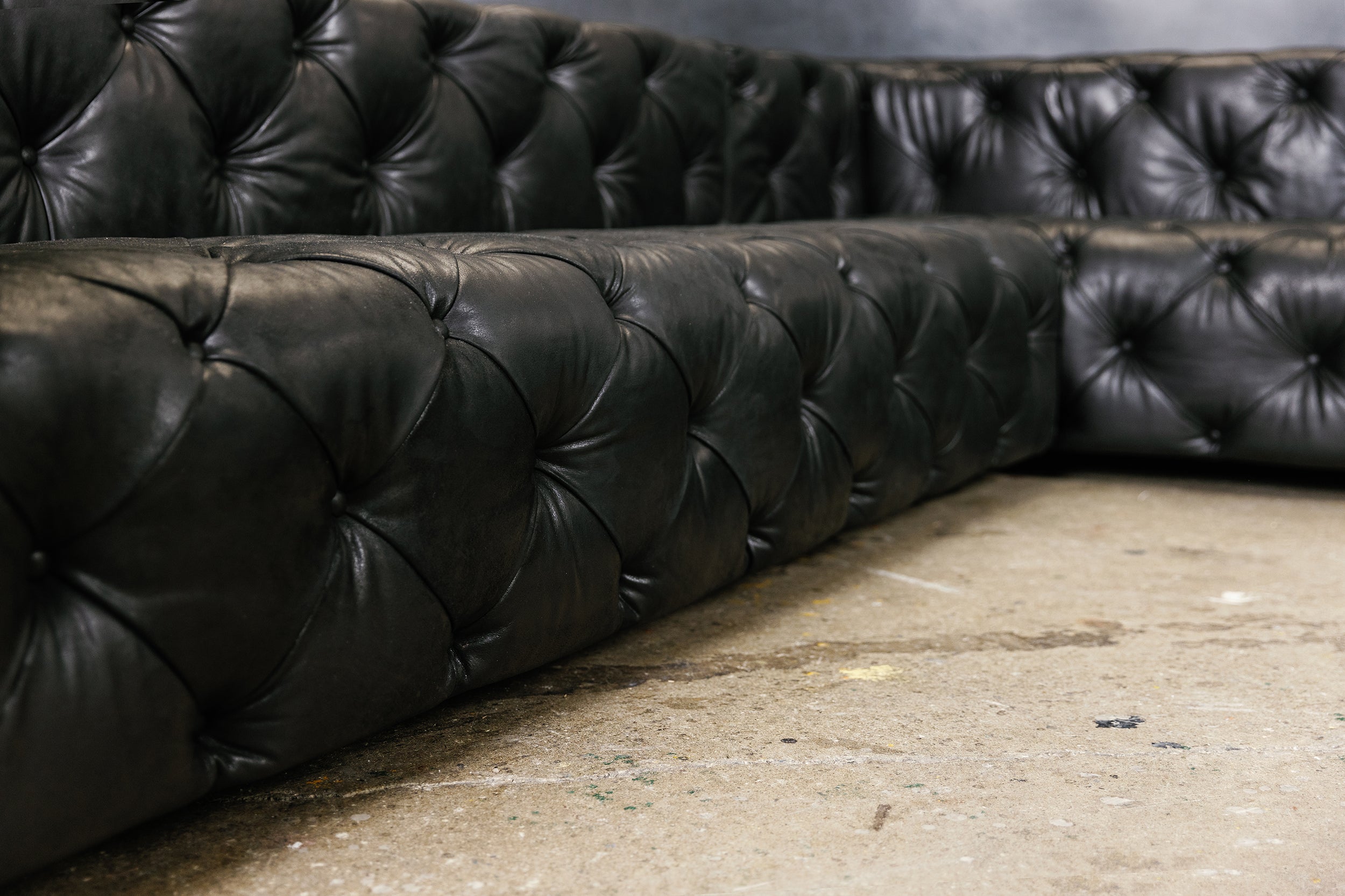 ROYALSOHO DECADENCE LEATHER SECTIONAL