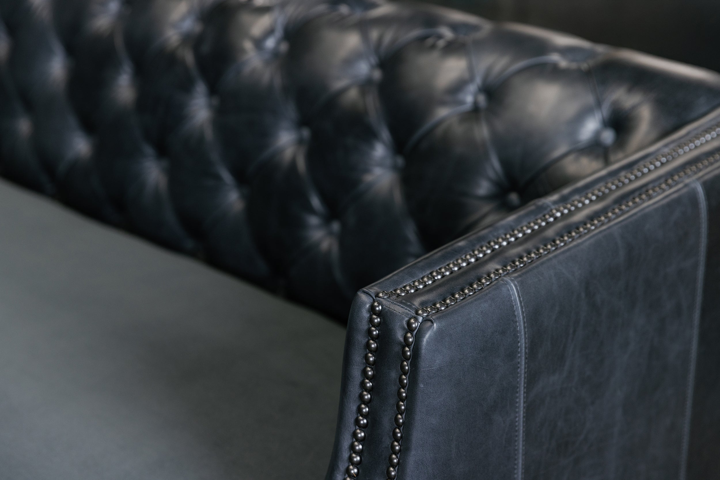 ESSEX LEATHER SECTIONAL