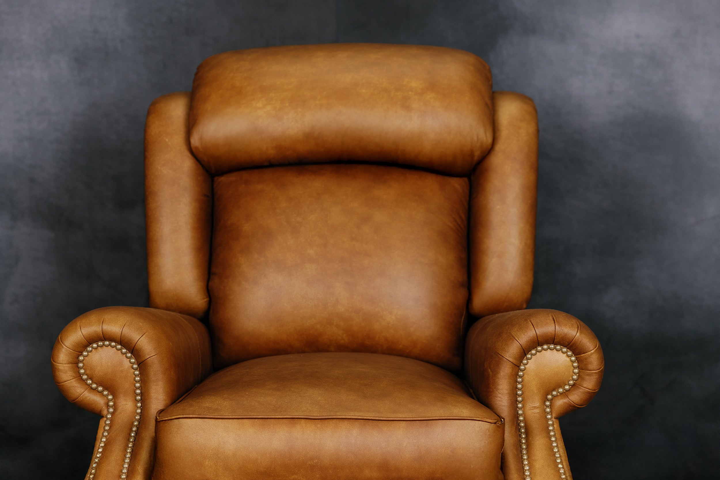 KING RECLINER CHAIR SQUARE LEG