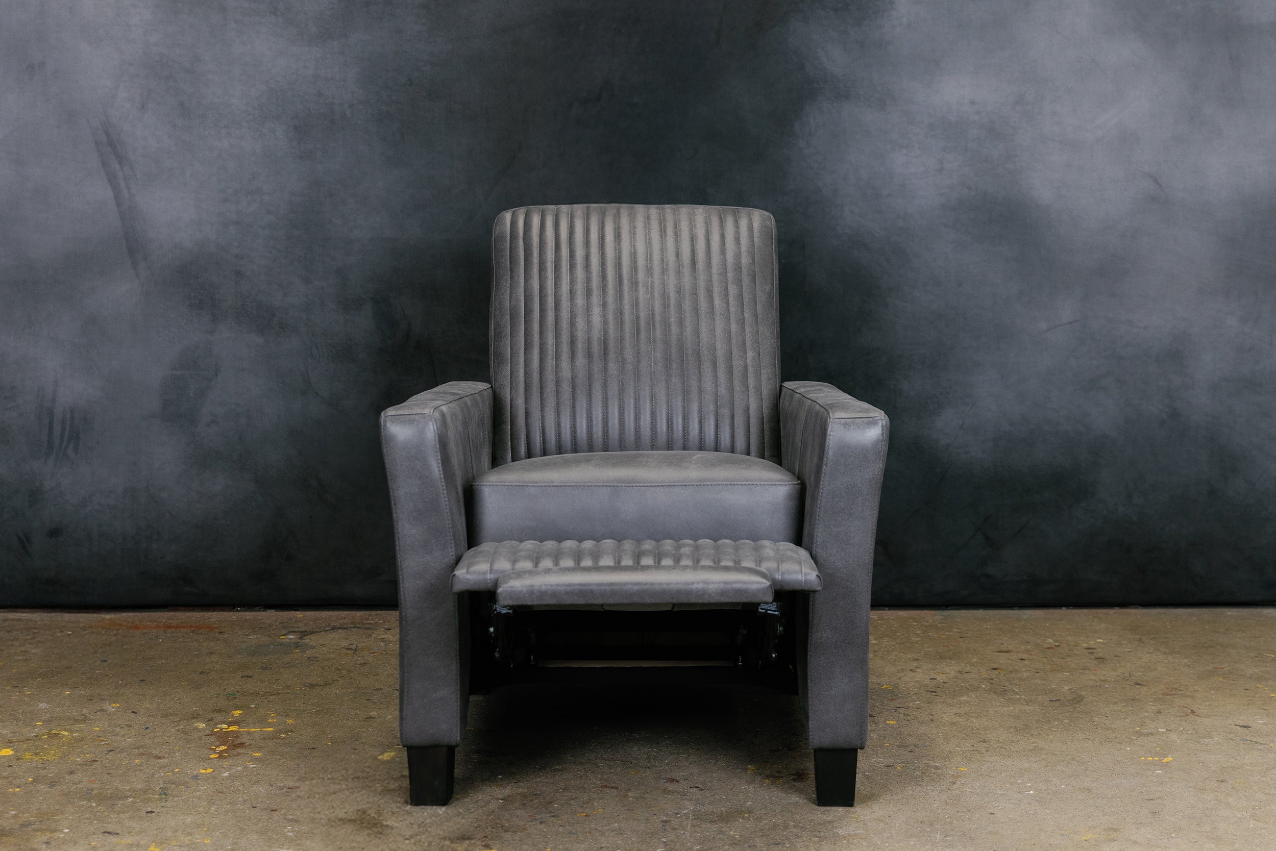 METRO REBEL RECLINER CHAIR