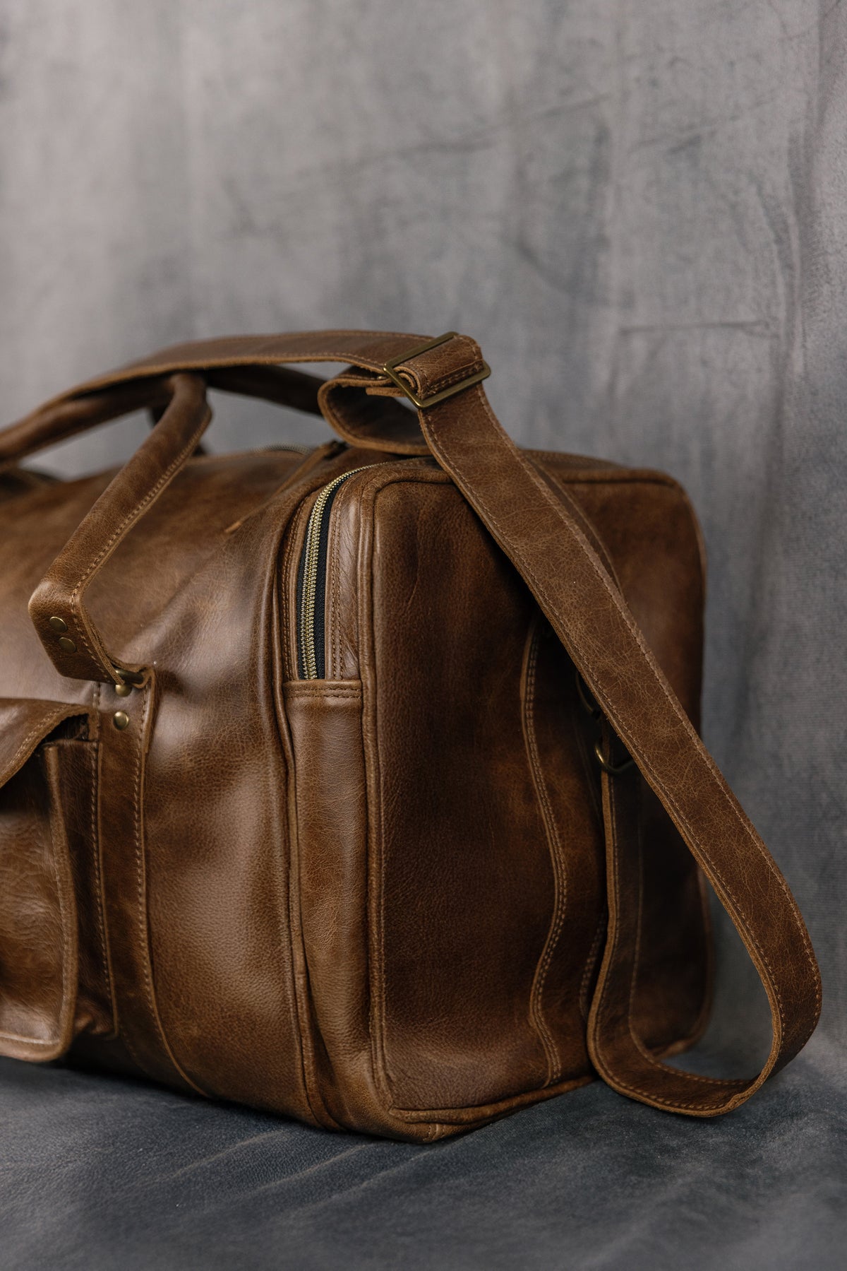 SAC DE VOYAGE EN CUIR MARRON