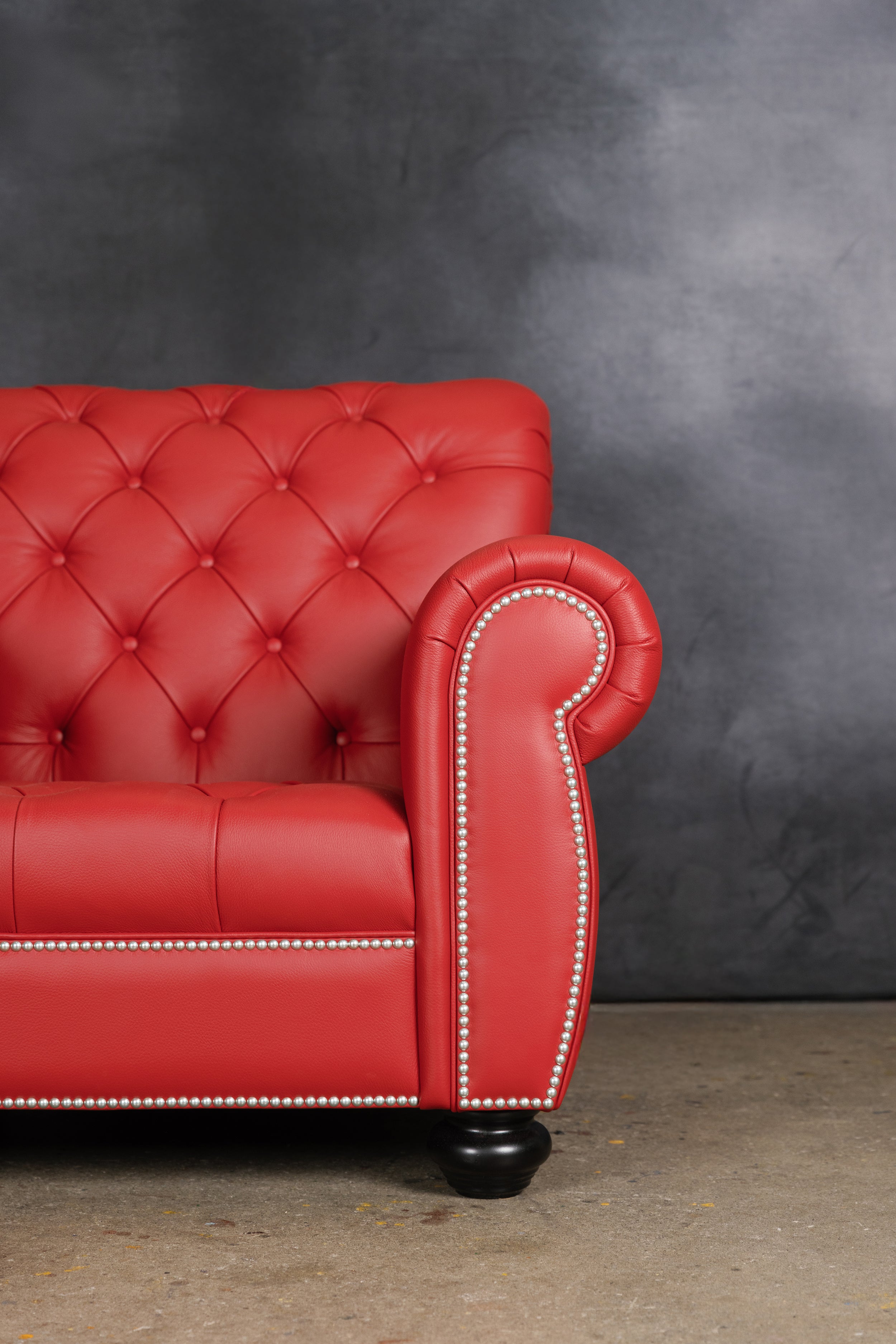 CHAISE ELIZABETH