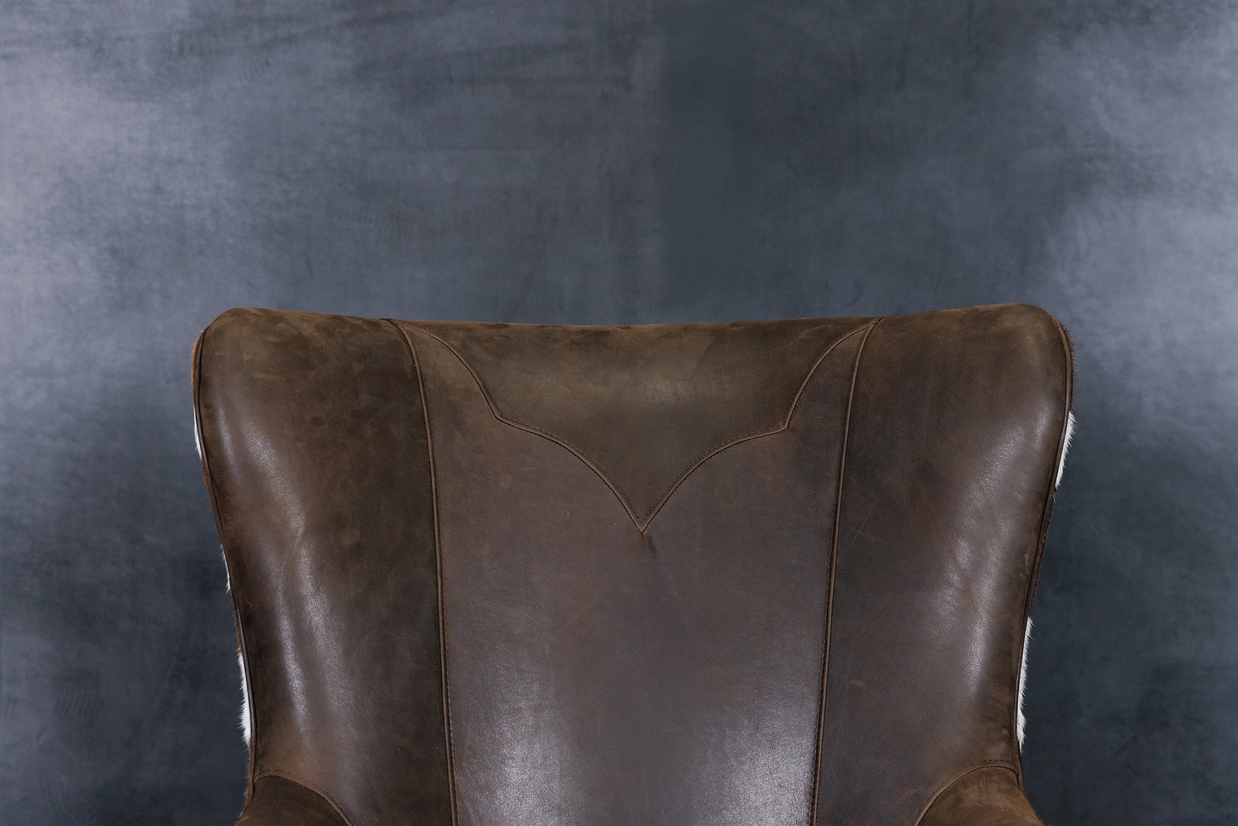 WAYNE LEATHER CHAIR