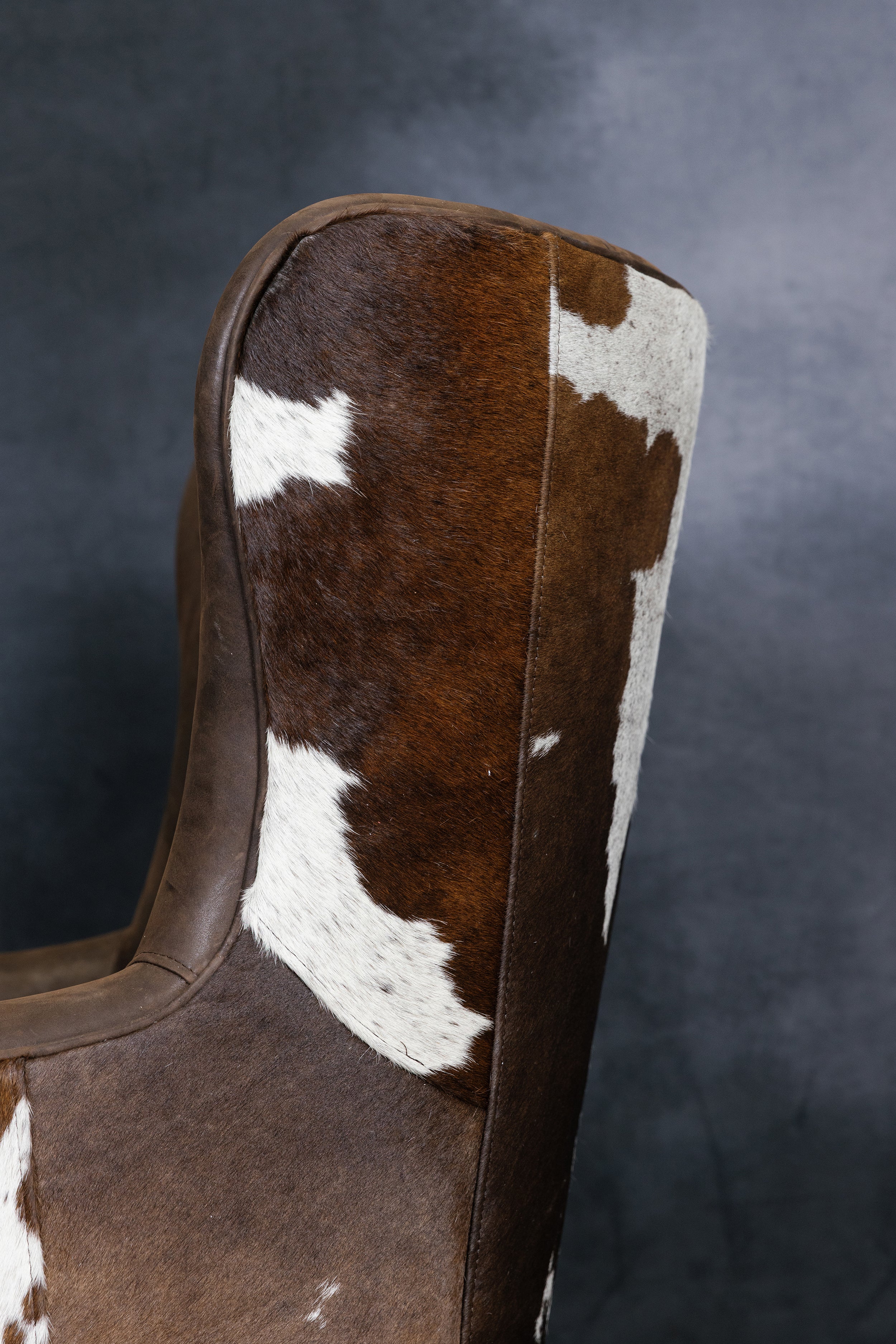 WAYNE LEATHER CHAIR