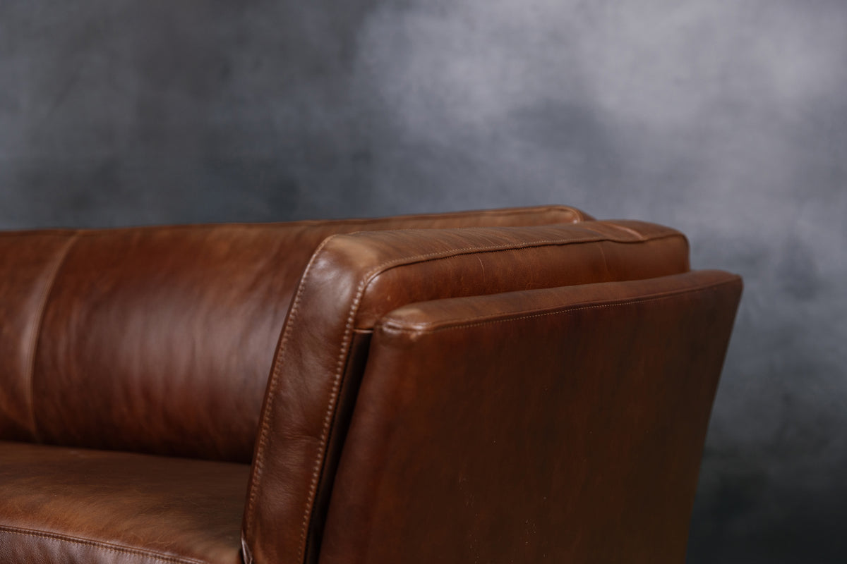 THE ALPINE SOFA