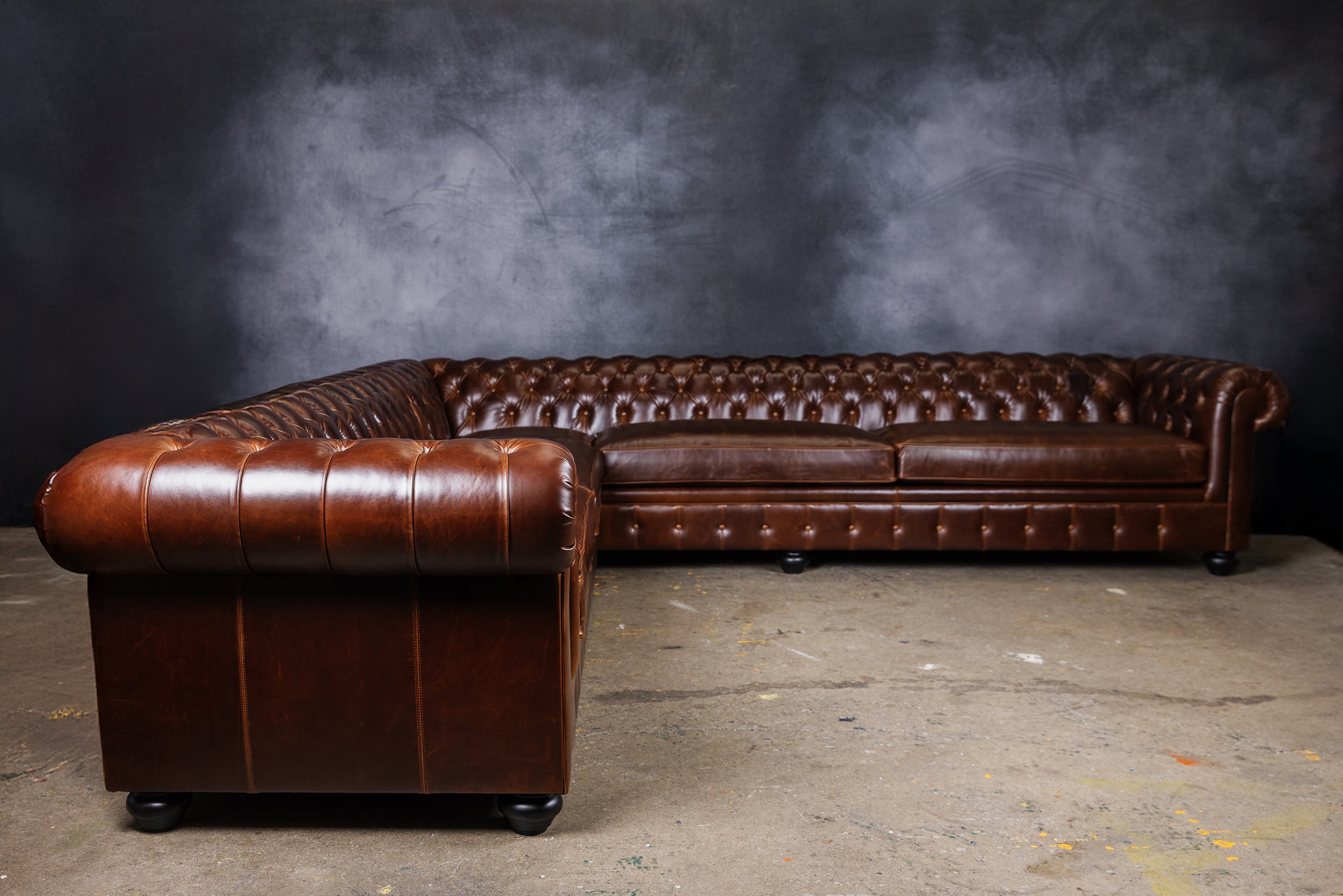 WIMBLEDON LEATHER SECTIONAL