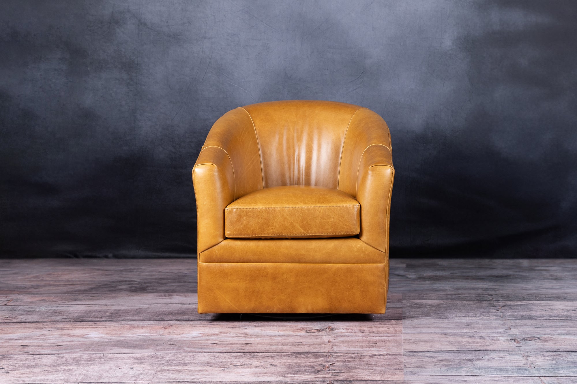 LEATHER CHAIR