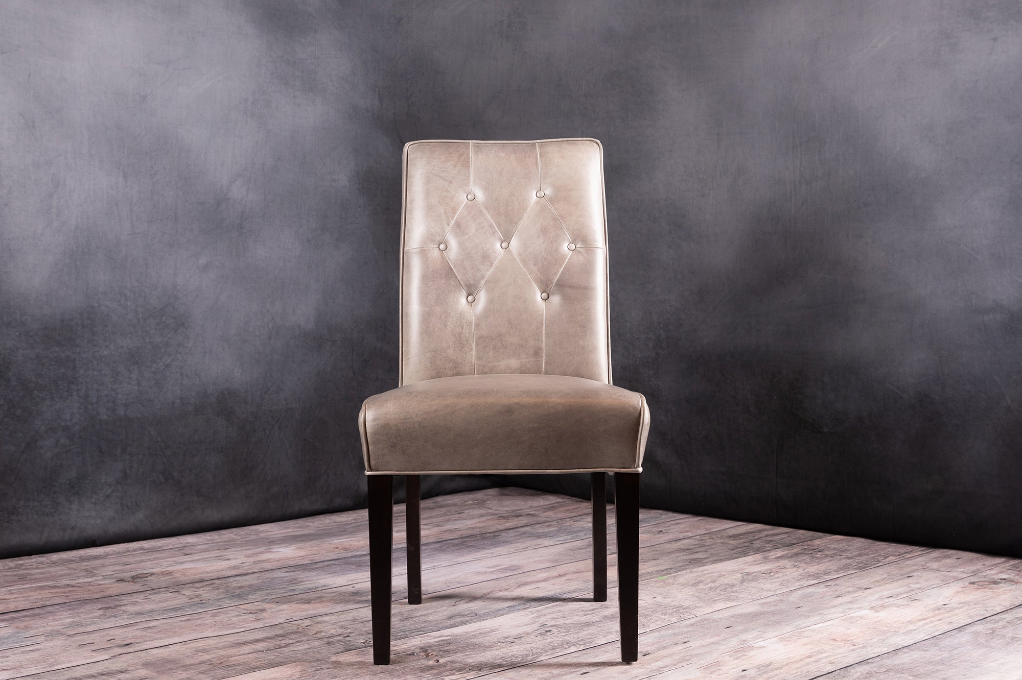 LEATHER CHAIR