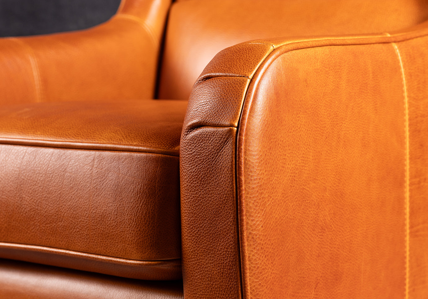 THE BUGATTI LEATHER CHAIR