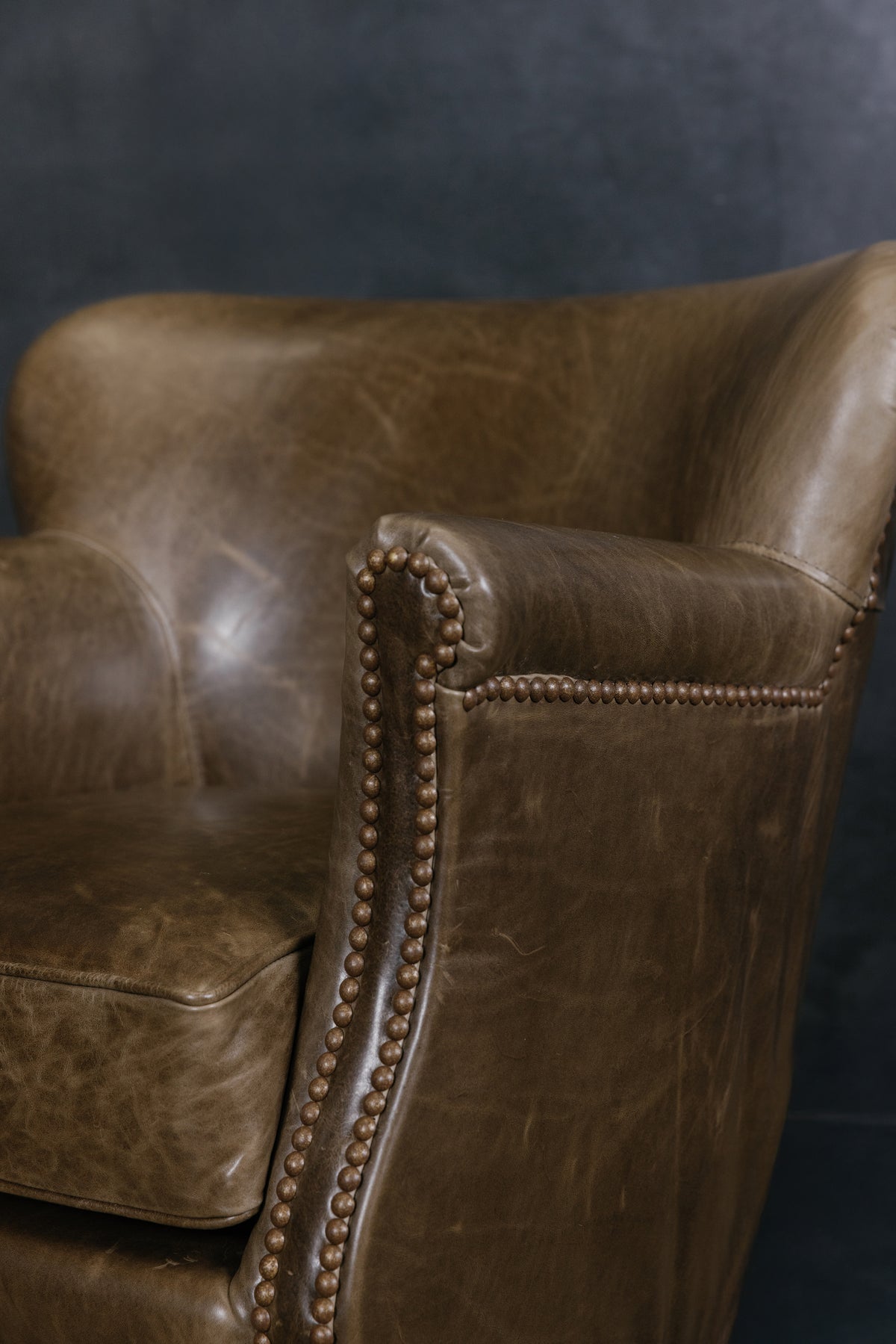 NAPOLEON LEATHER CHAIR