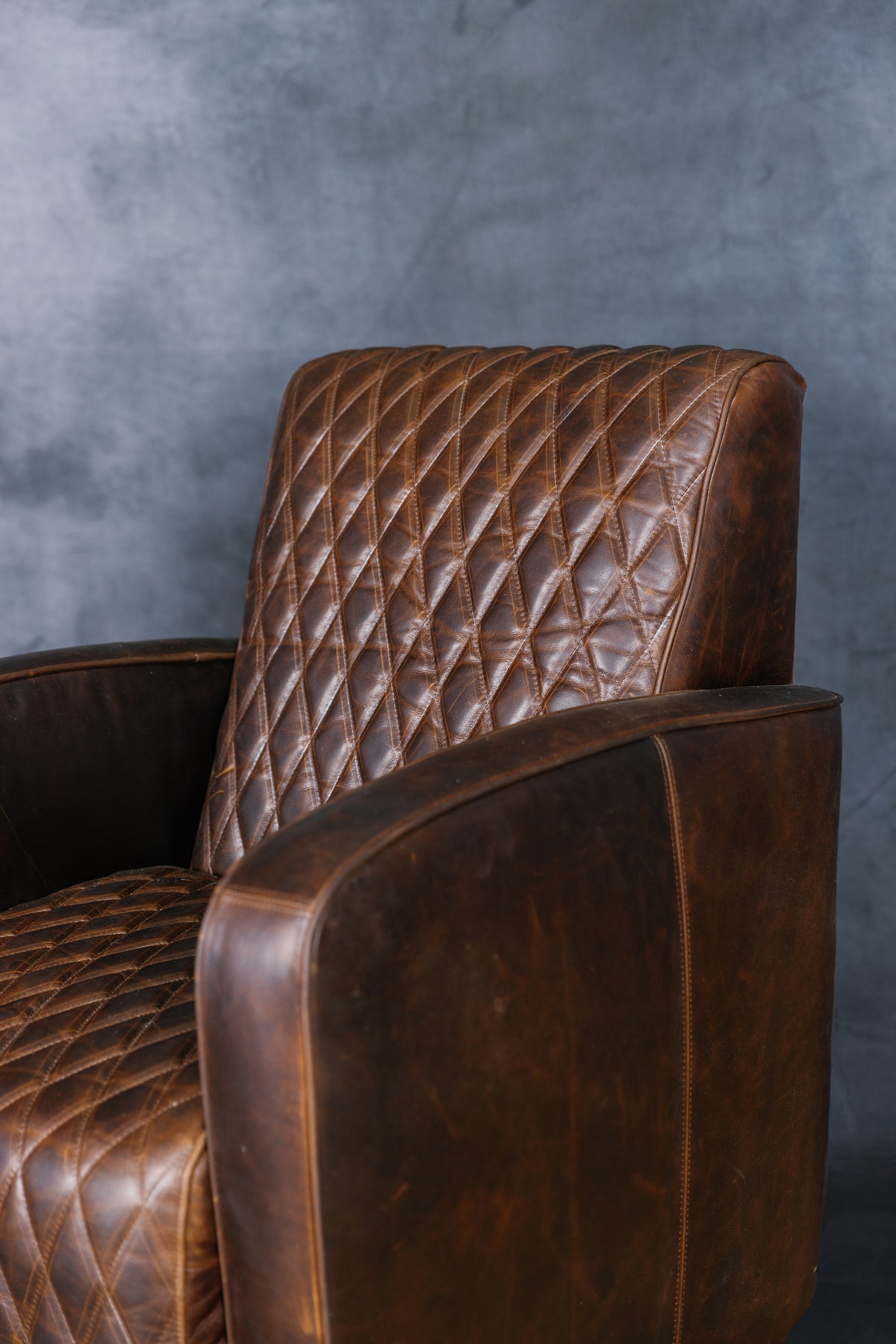 RETRO QUILT LEATHER CHAIR