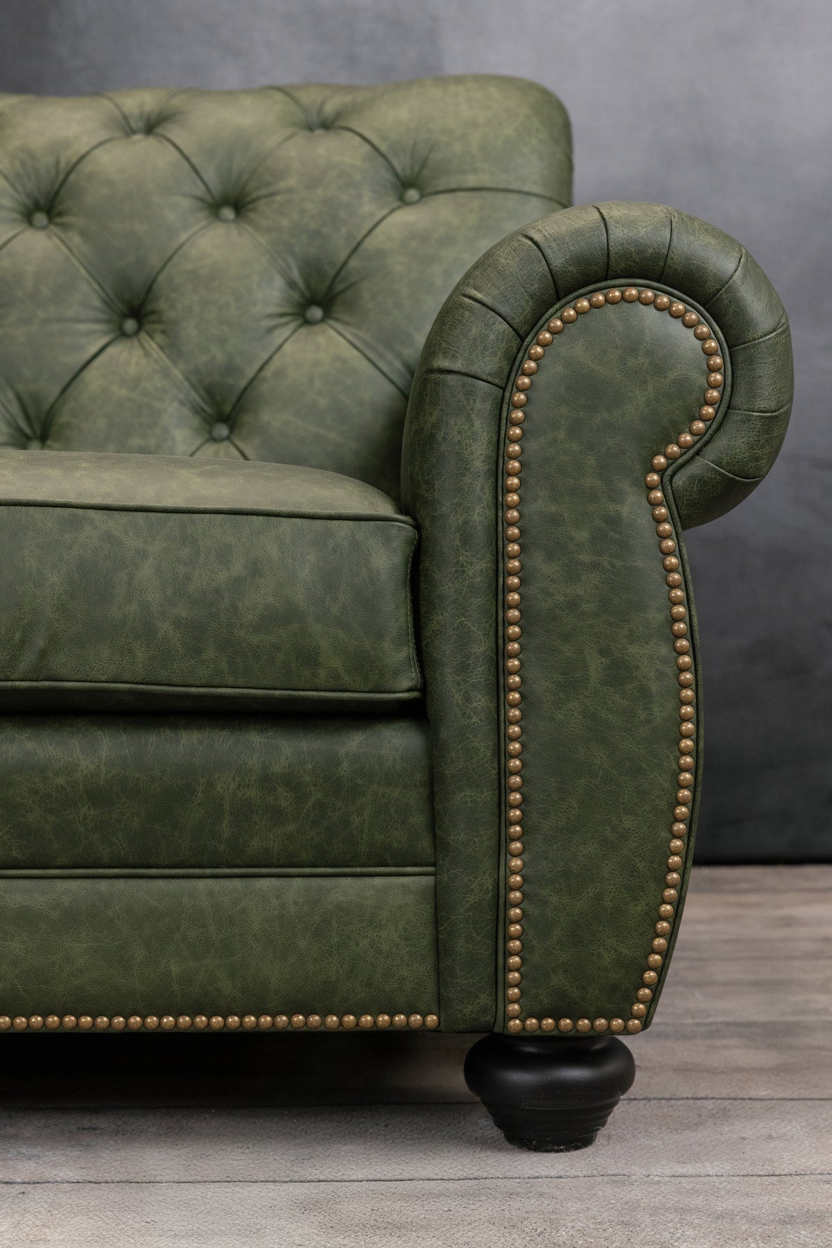 WESTMINSTER LEATHER SOFA