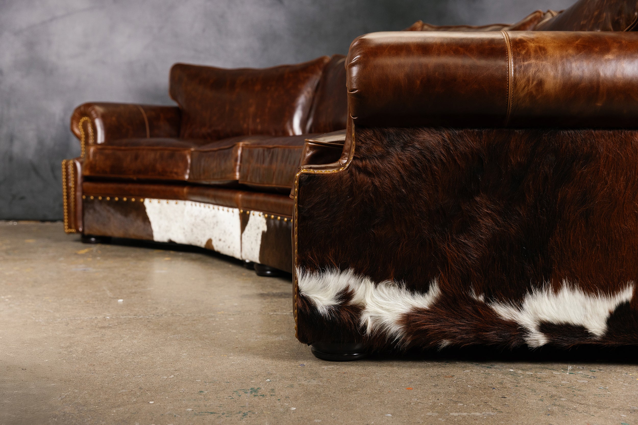 THE FRONTIER LEATHER SOFA