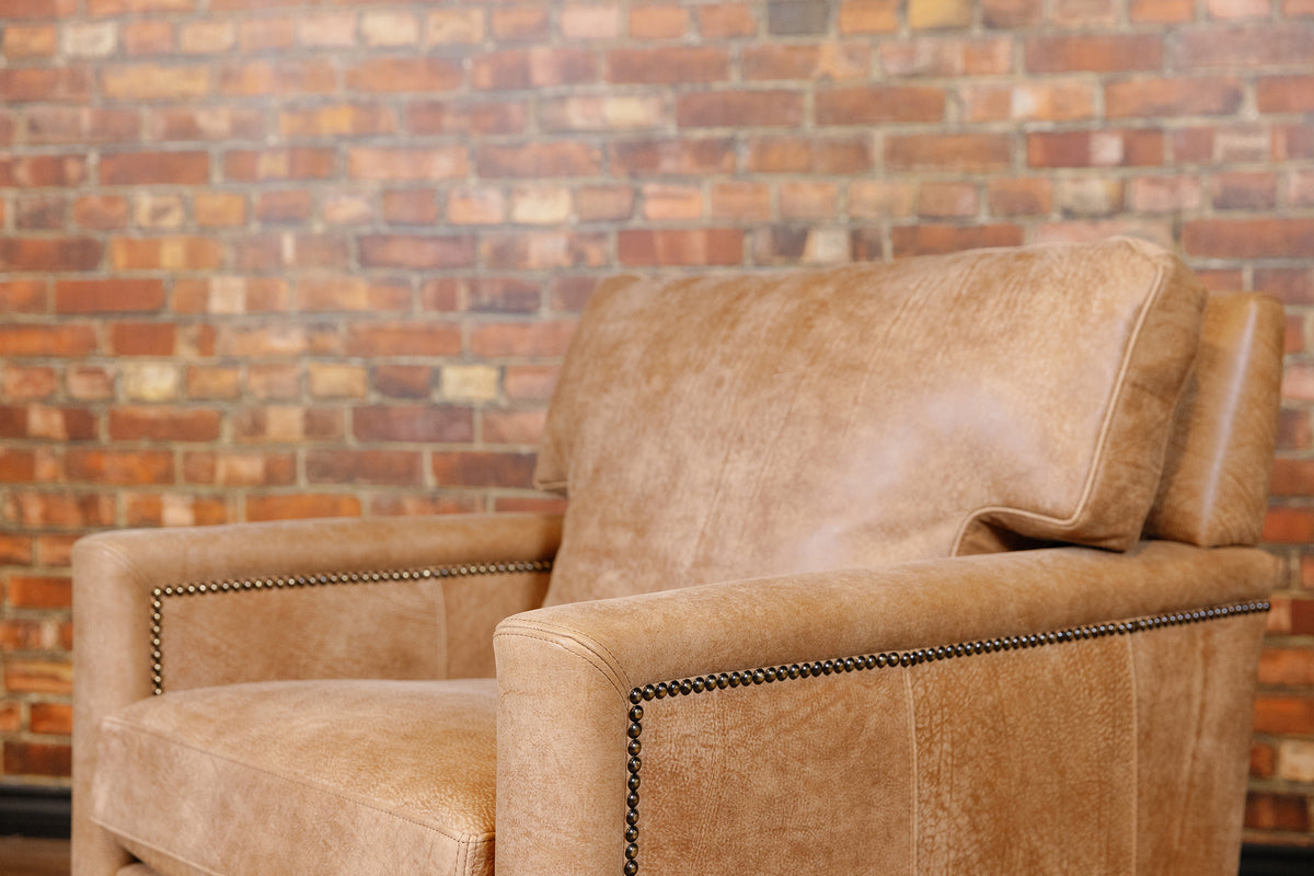 RANCHO LEATHER CHAIR FLOOR MODEL AS IS