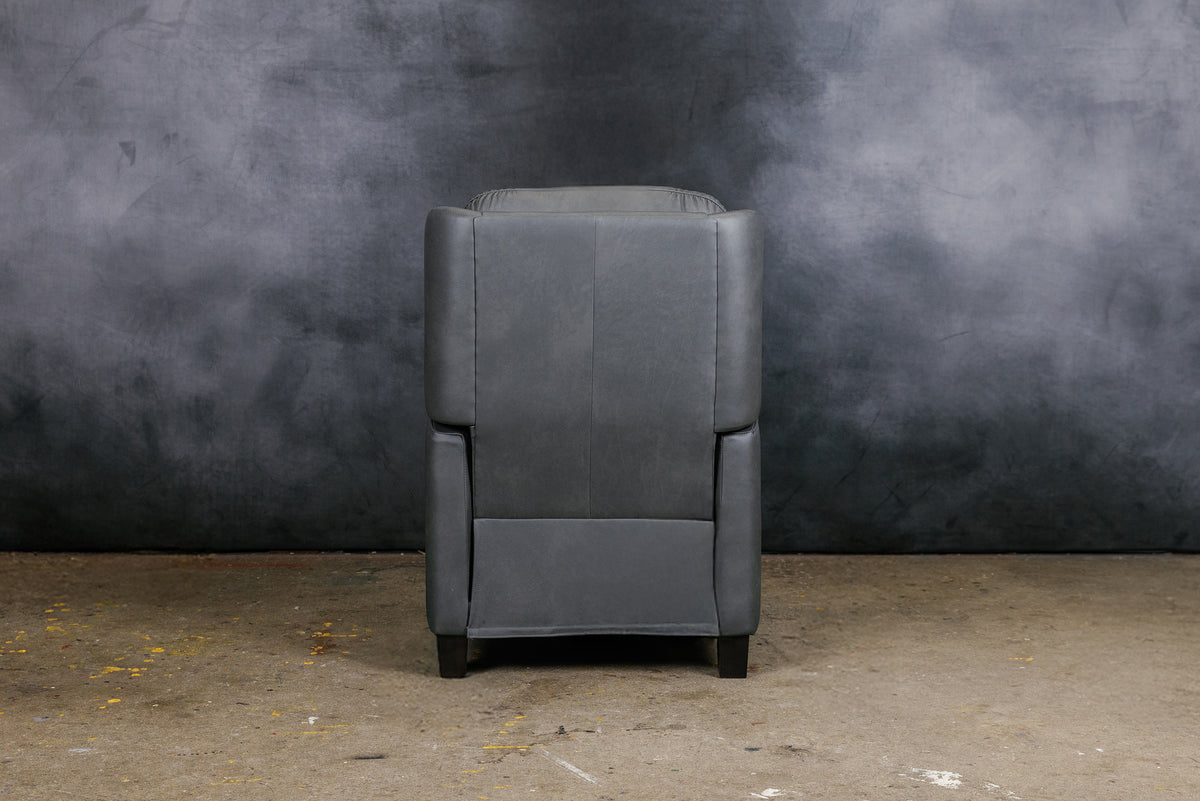 COUNTRY CLUB RECLINER CHAIR