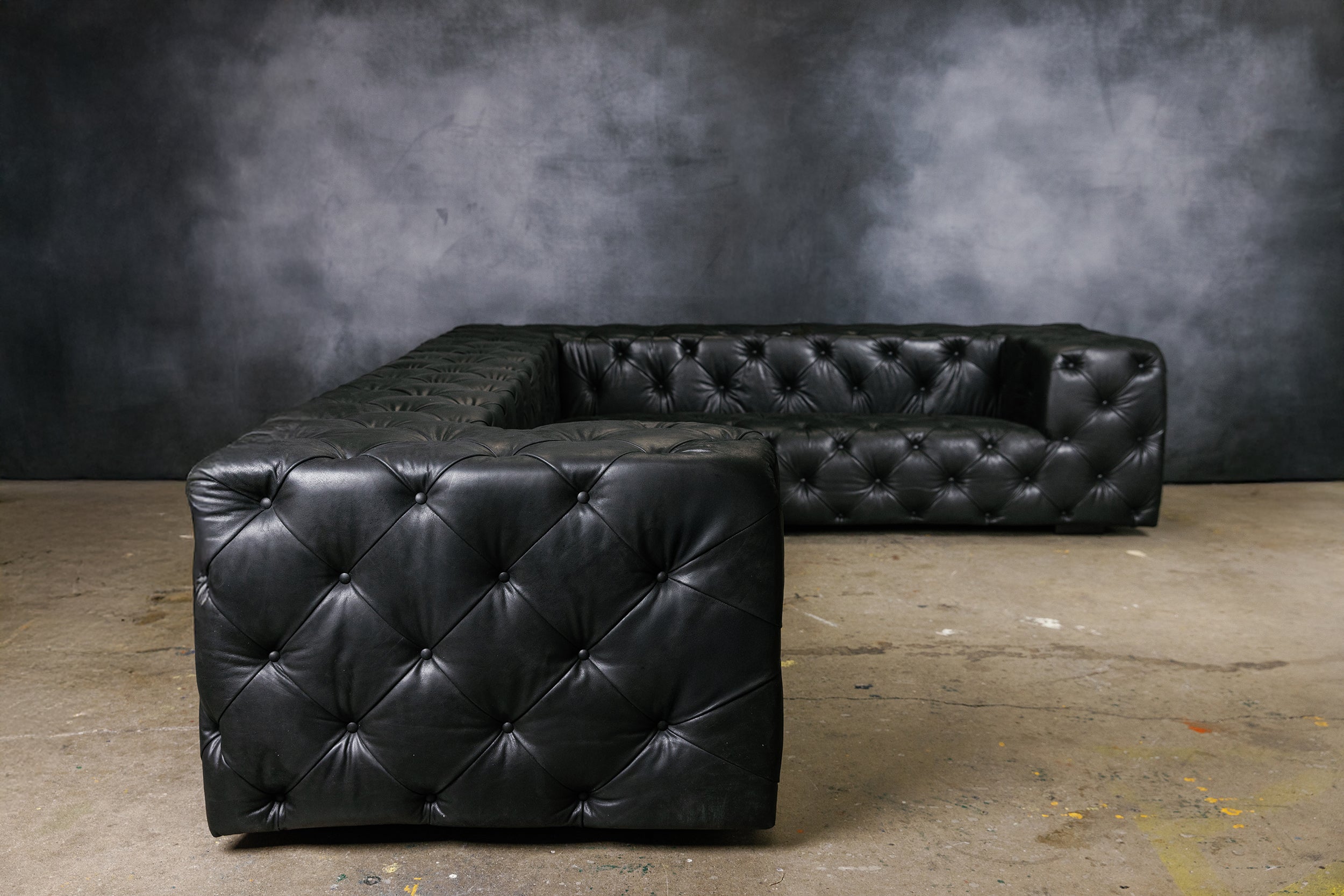 ROYALSOHO  DECADENCE LEATHER SECTIONAL