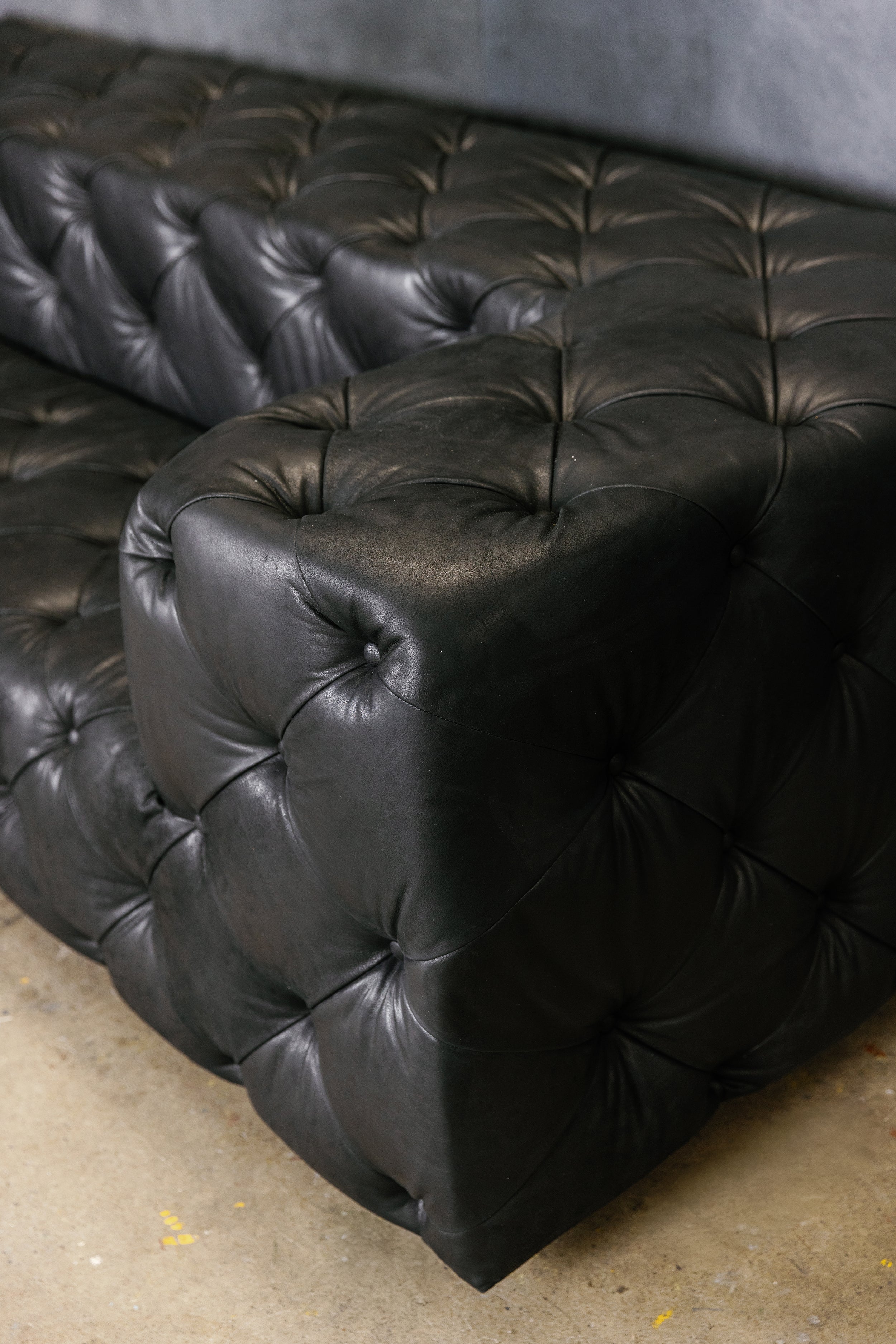 ROYALSOHO  DECADENCE LEATHER SECTIONAL