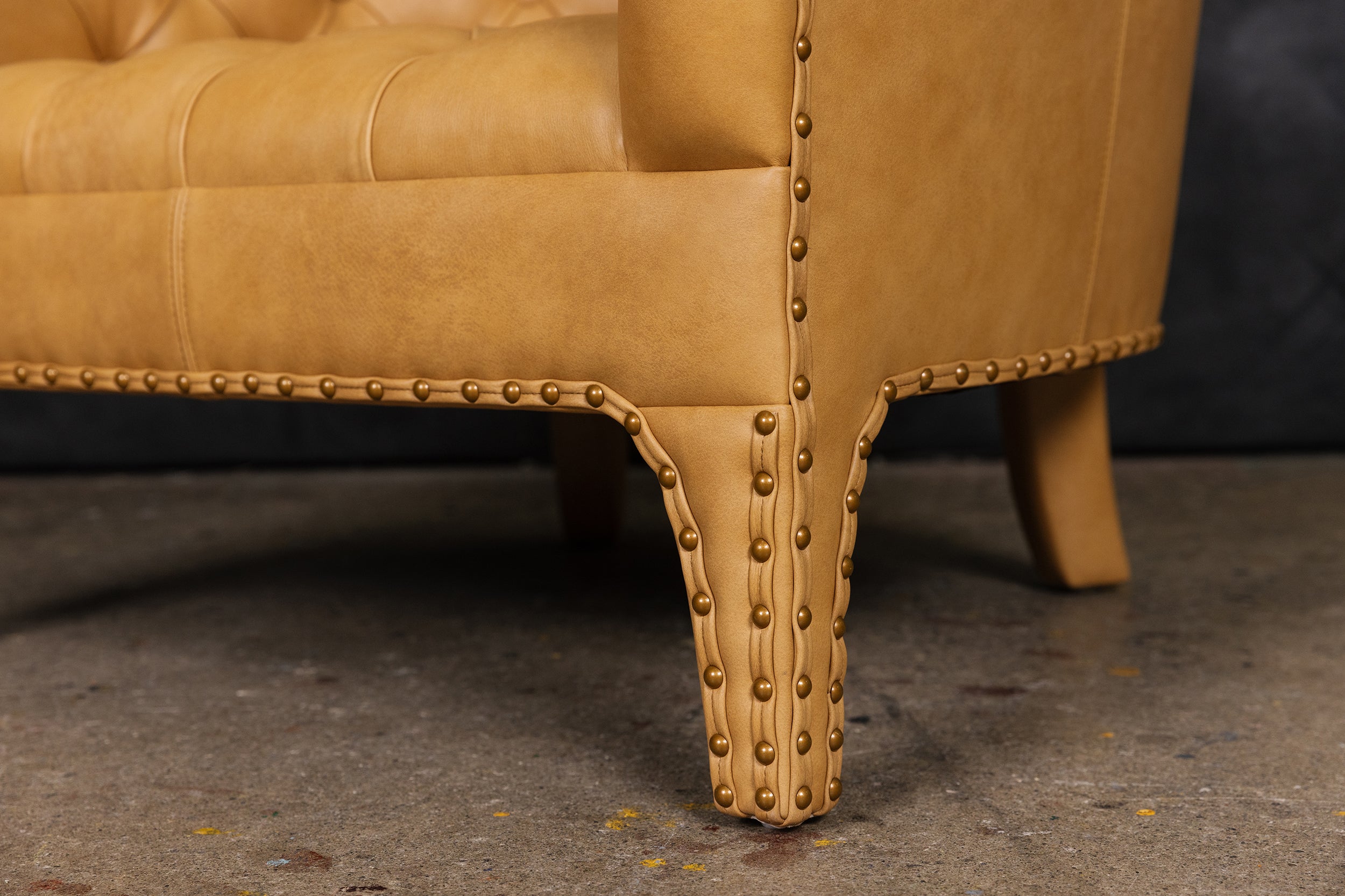 OULTON CHAIR