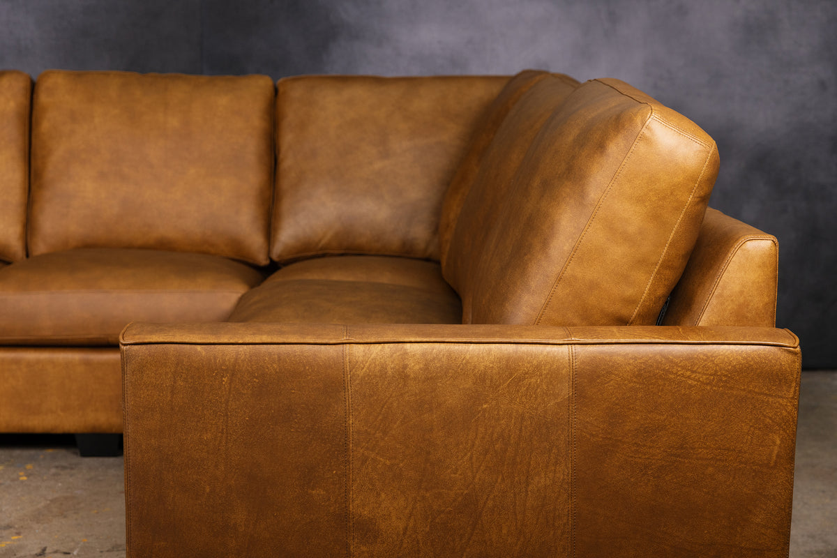 TORINO LEATHER SECTIONAL