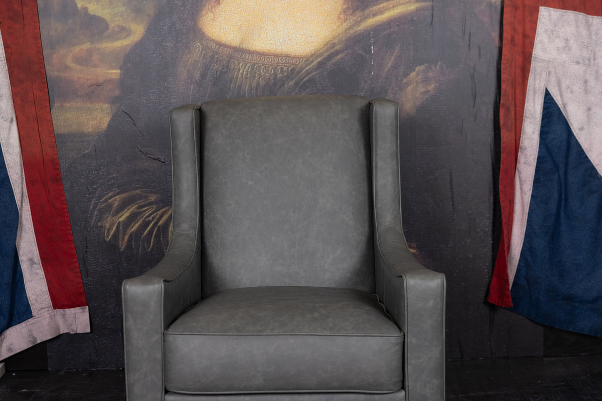 LOFT CHAIR FLOOR MODEL