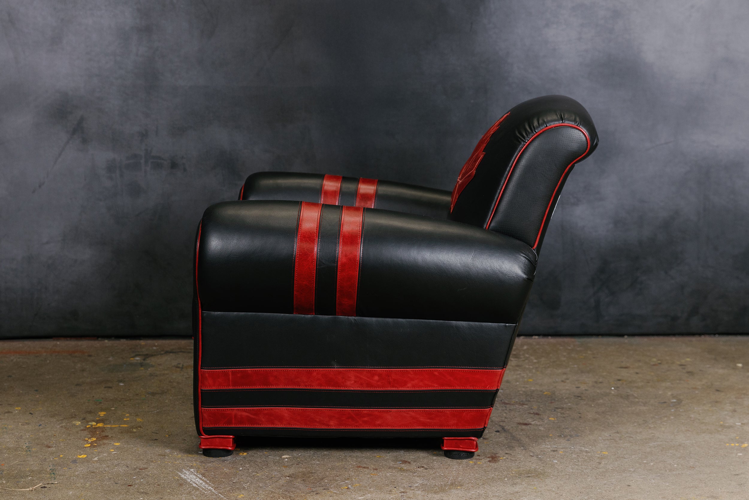 GREAT CANADIAN LEATHER CHAIR