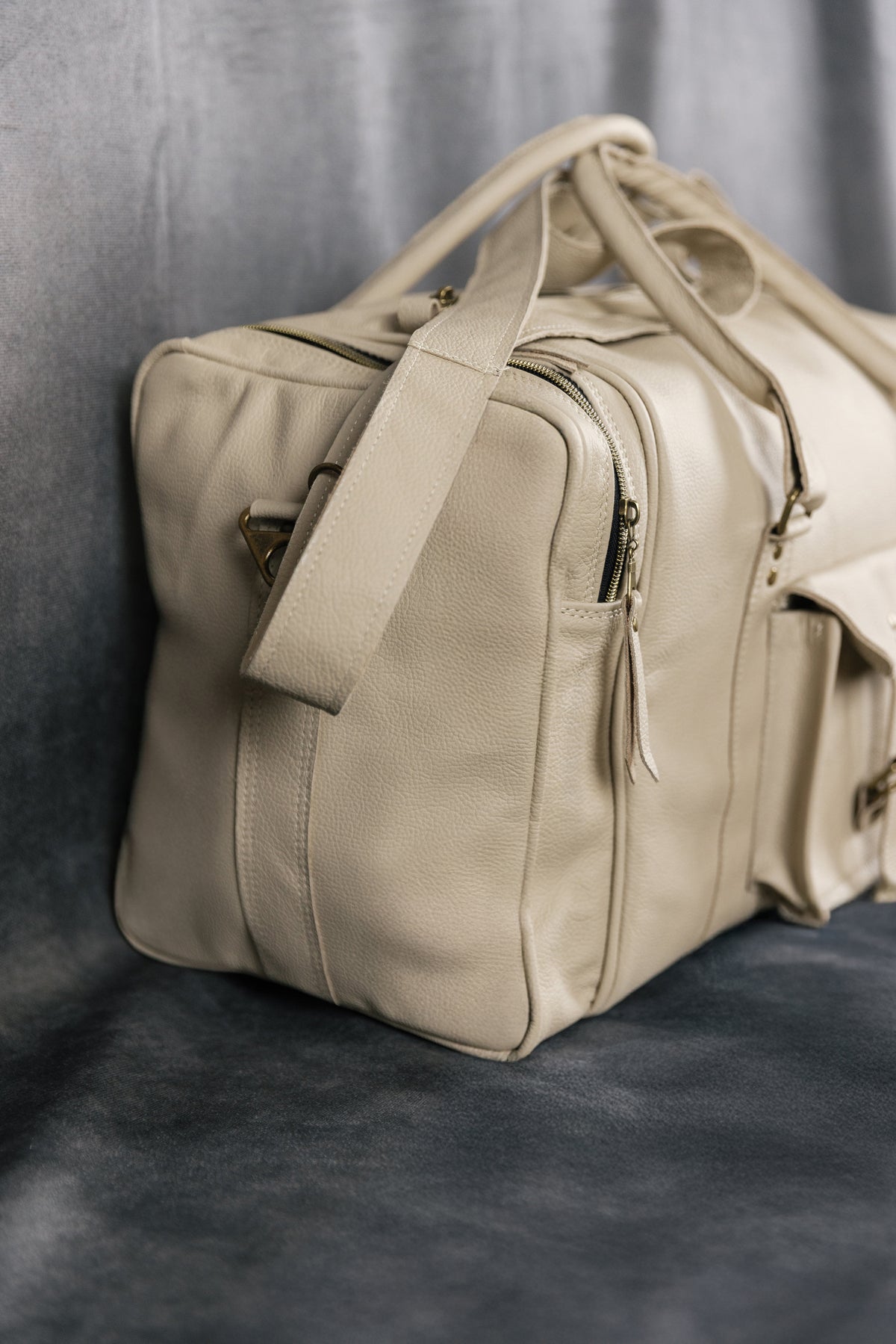 TRAVELLER LEATHER DUFFELBAG BEIGE
