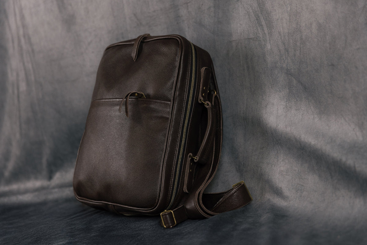 THE REGENT LEATHER MESSENGER
