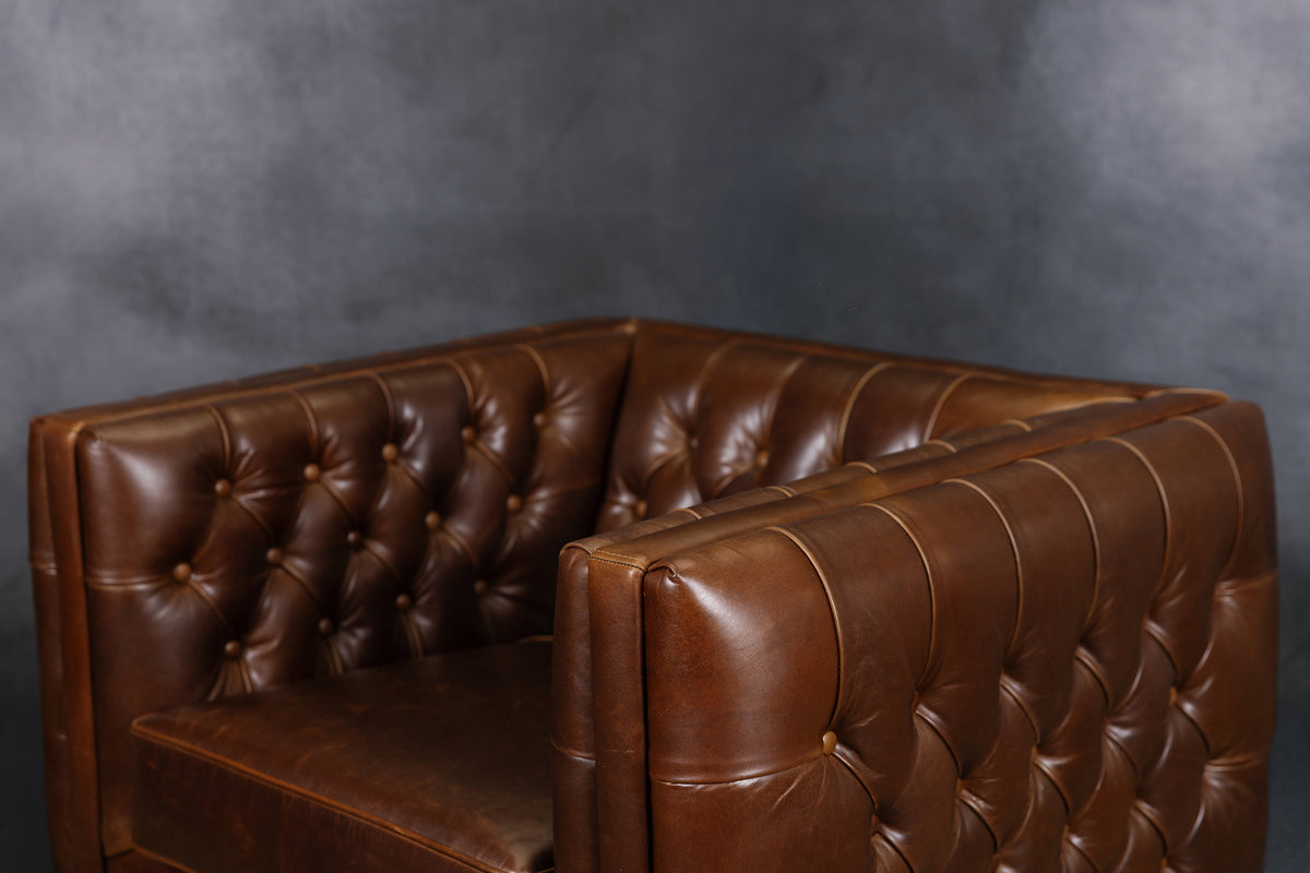 RENAISSANCE LEATHER CHAIR