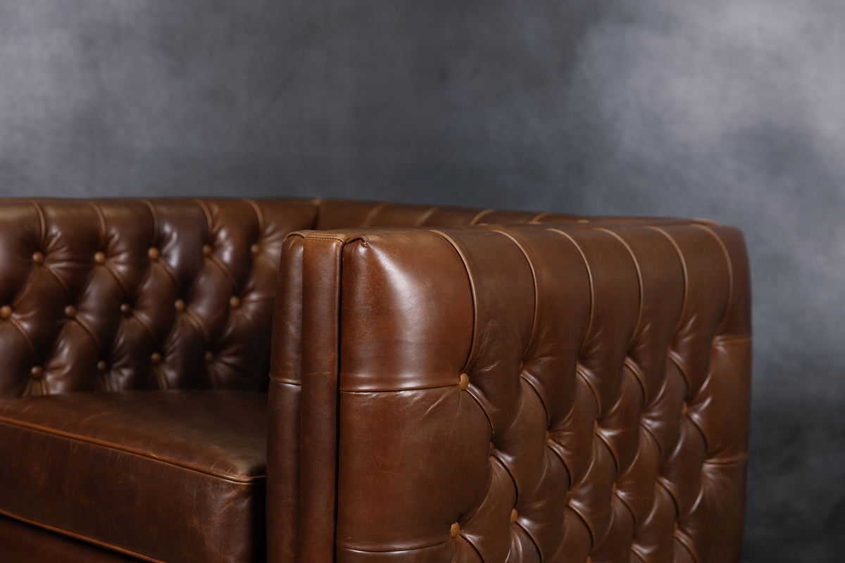 RENAISSANCE LEATHER CHAIR