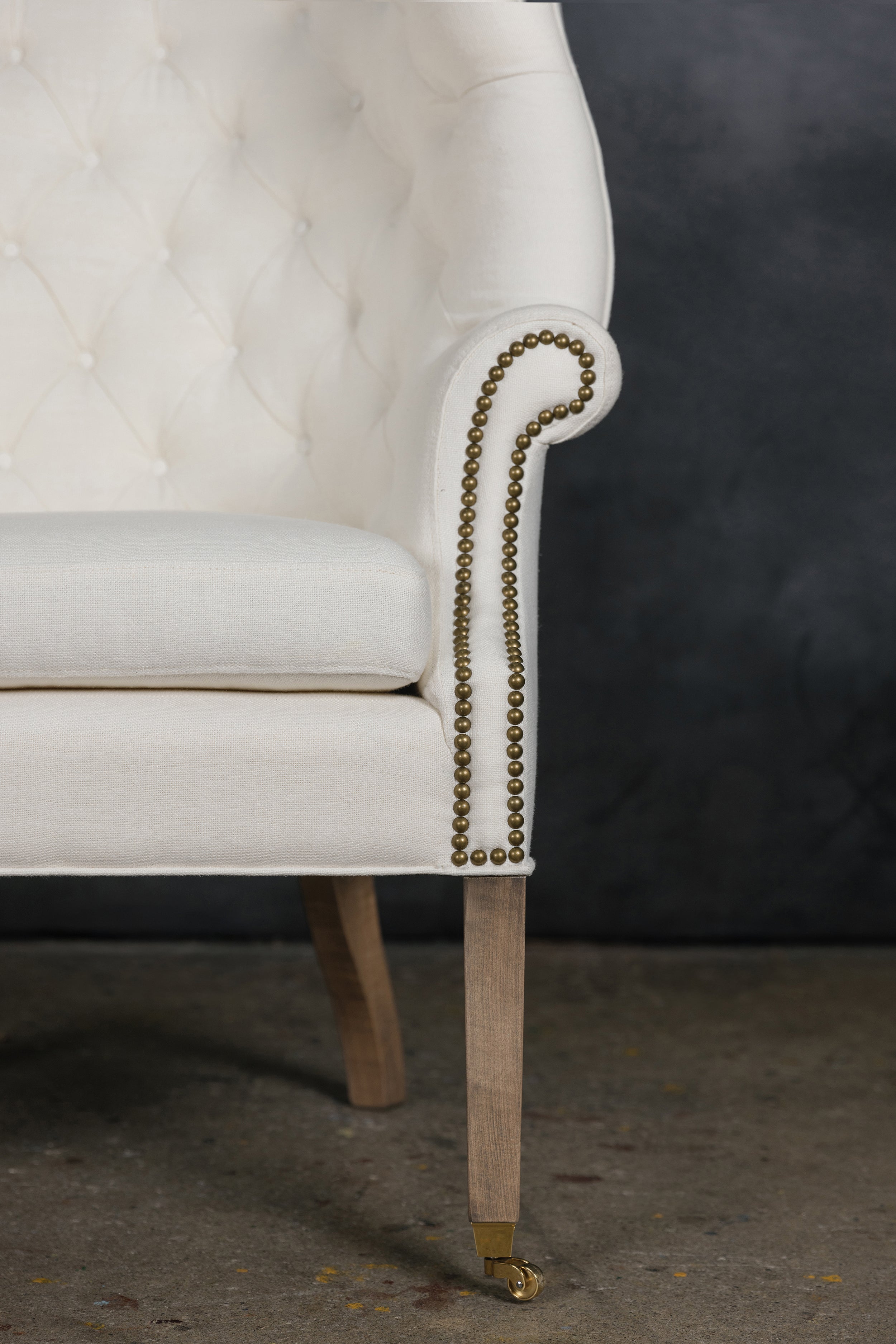 DIANA TUFTED CHAIR